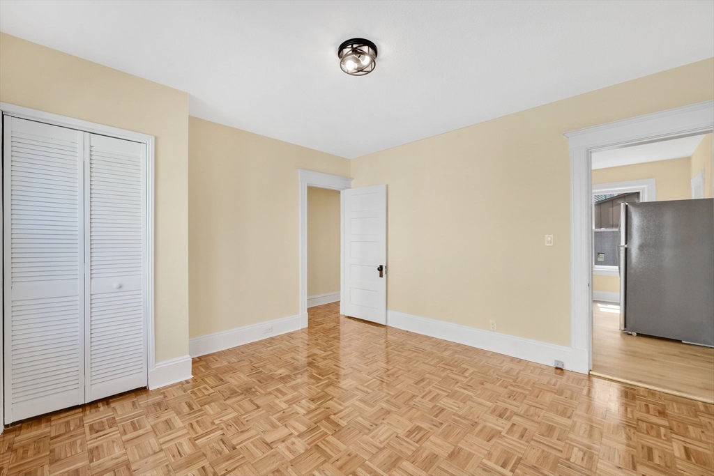 Springfield, Massachusetts, 01108, United States, 7 Bedrooms Bedrooms, ,2 BathroomsBathrooms,Residential,For Sale,2040283