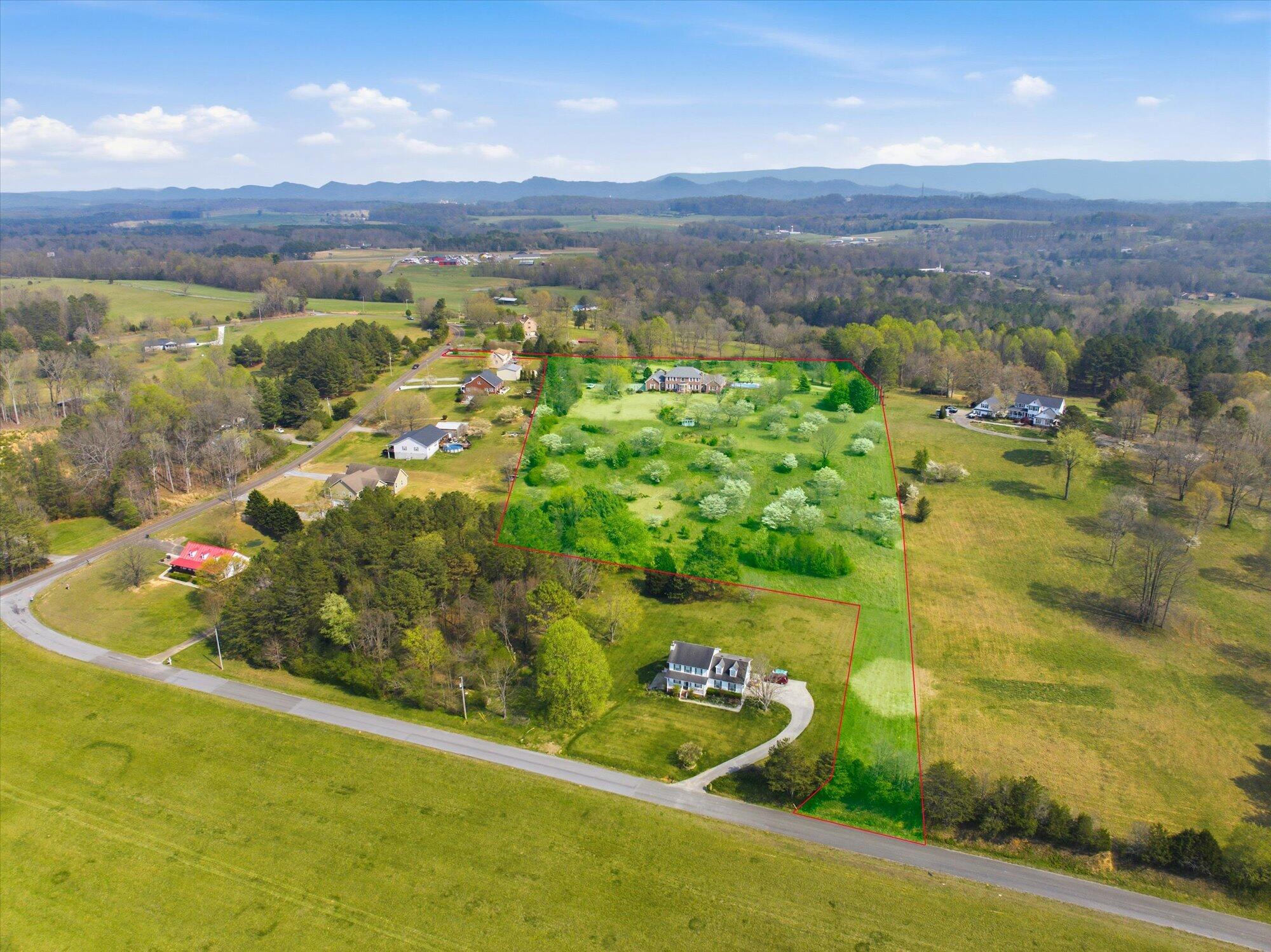 Athens, Tennessee, 37303, United States, 4 Bedrooms Bedrooms, ,4 BathroomsBathrooms,Residential,For Sale,2031458