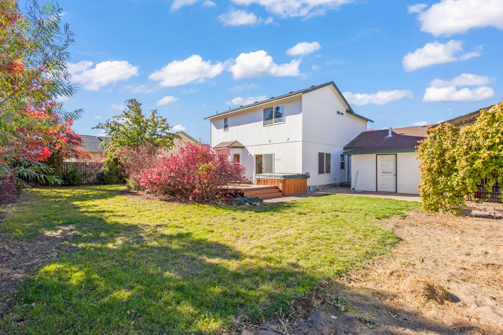 Redmond, Oregon, 97756, United States, 3 Bedrooms Bedrooms, ,3 BathroomsBathrooms,Residential,For Sale,1985077