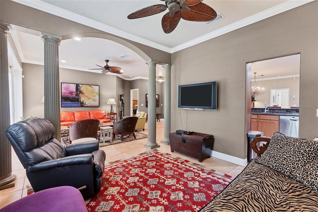 Sarasota, Florida, 34239, United States, 3 Bedrooms Bedrooms, ,3 BathroomsBathrooms,Residential,For Sale,1994838