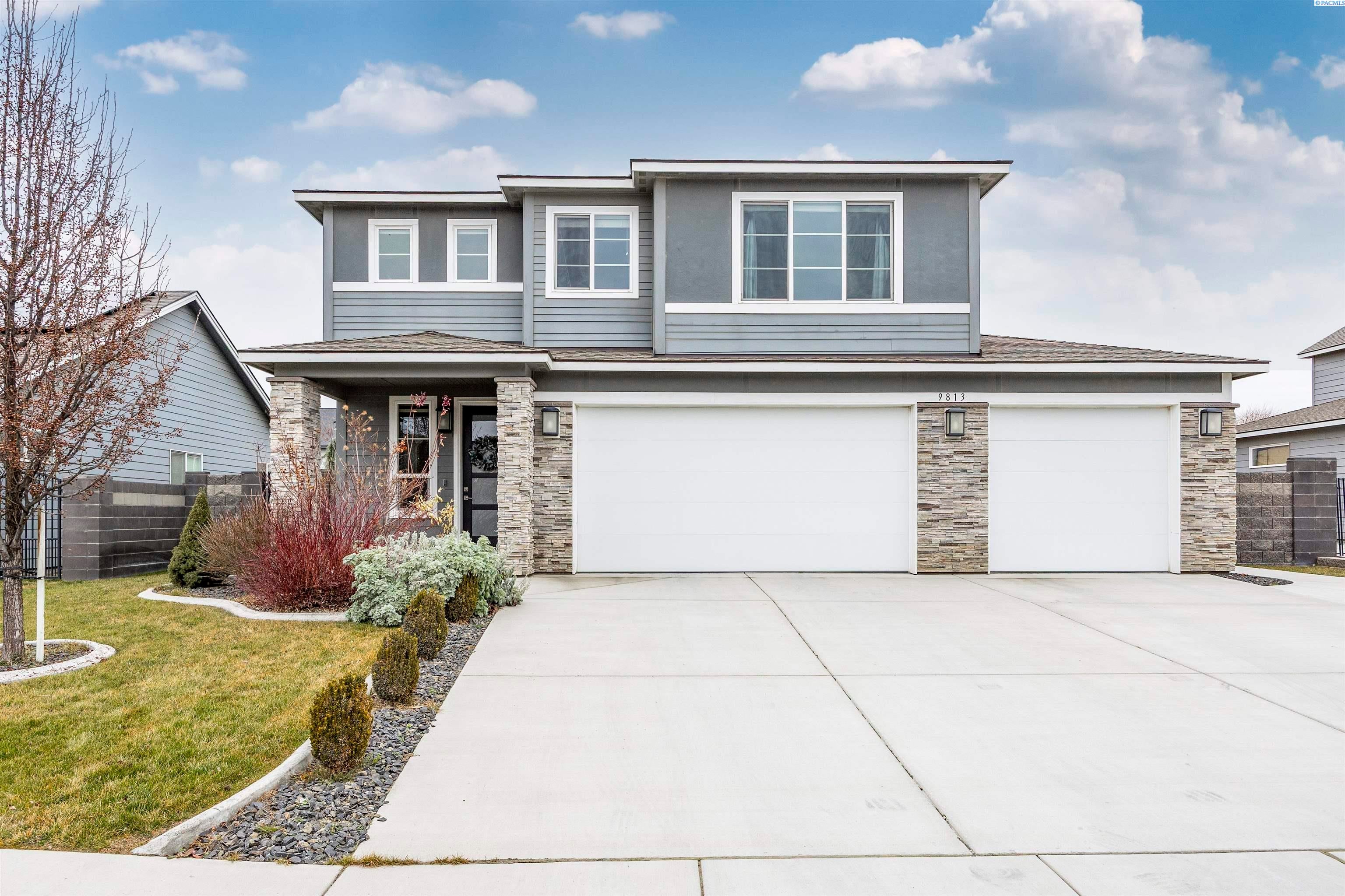 Pasco, Washington, 99301, United States, 3 Bedrooms Bedrooms, ,3 BathroomsBathrooms,Residential,For Sale,2012523