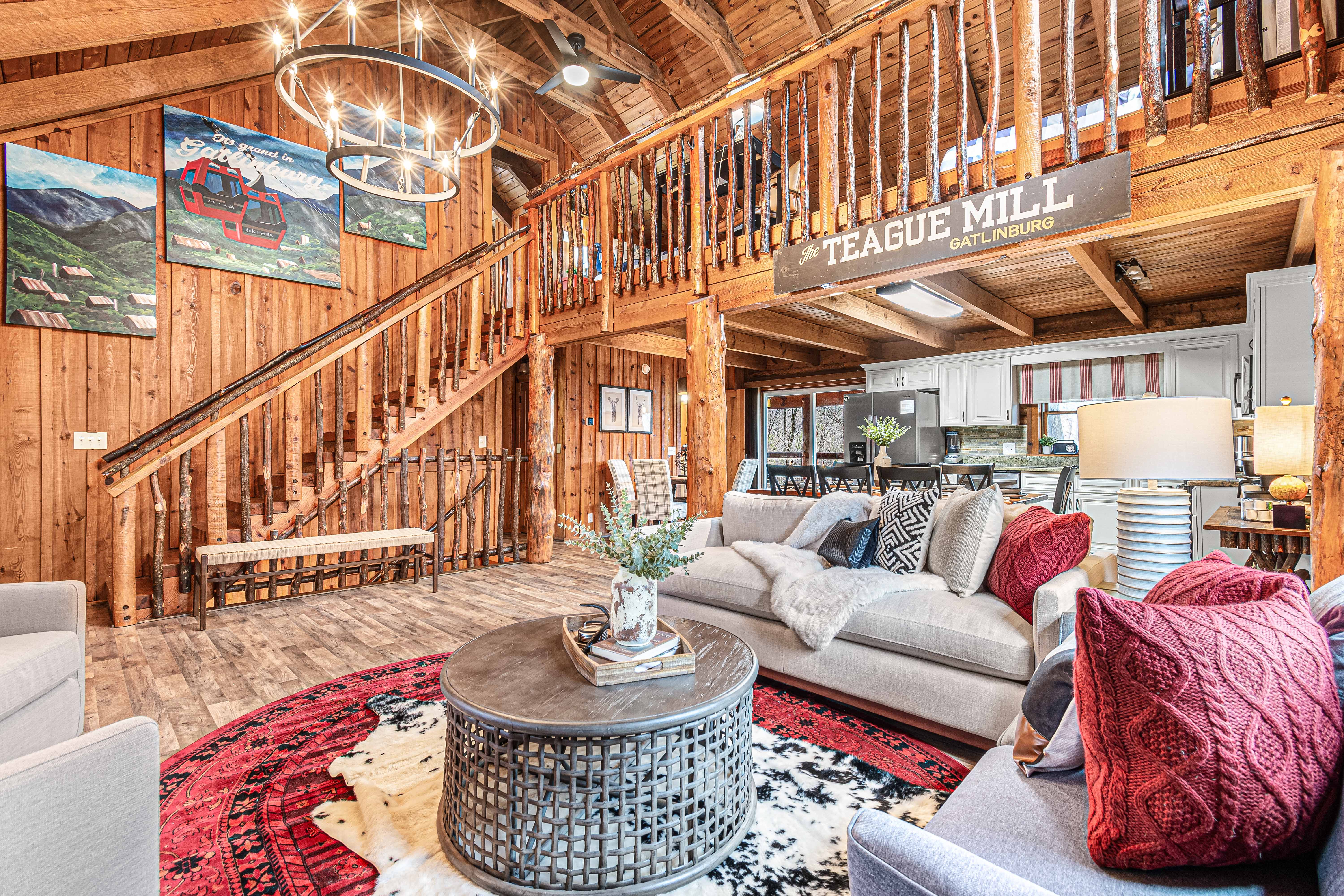 Gatlinburg, Tennessee, 37738, United States, 3 Bedrooms Bedrooms, ,4 BathroomsBathrooms,Residential,For Sale,1977450