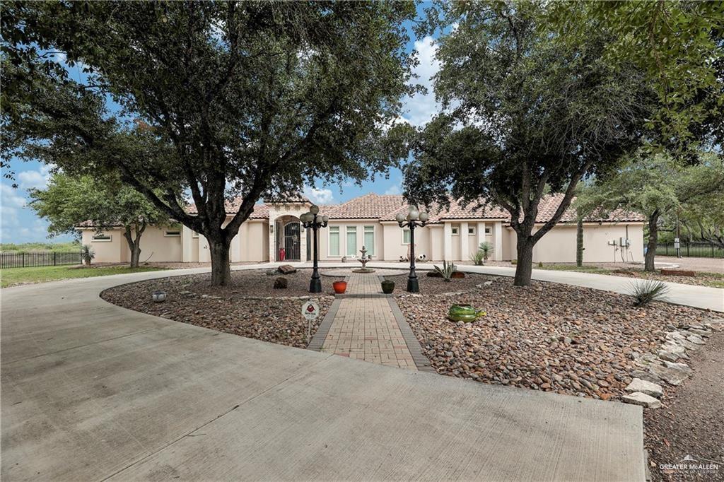 Santa Elena, Texas, 78591, United States, 4 Bedrooms Bedrooms, ,4 BathroomsBathrooms,Residential,For Sale,1932729