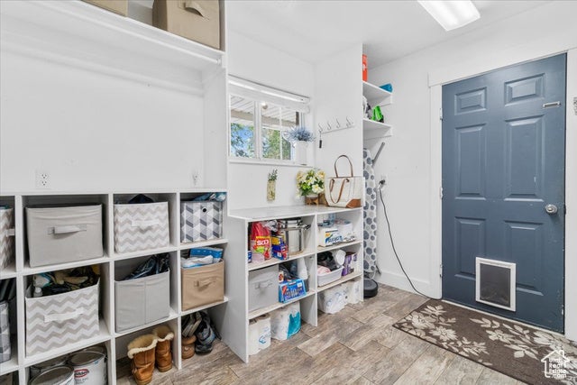 Ephraim, Utah, 84627, United States, 6 Bedrooms Bedrooms, ,4 BathroomsBathrooms,Residential,For Sale,1977020