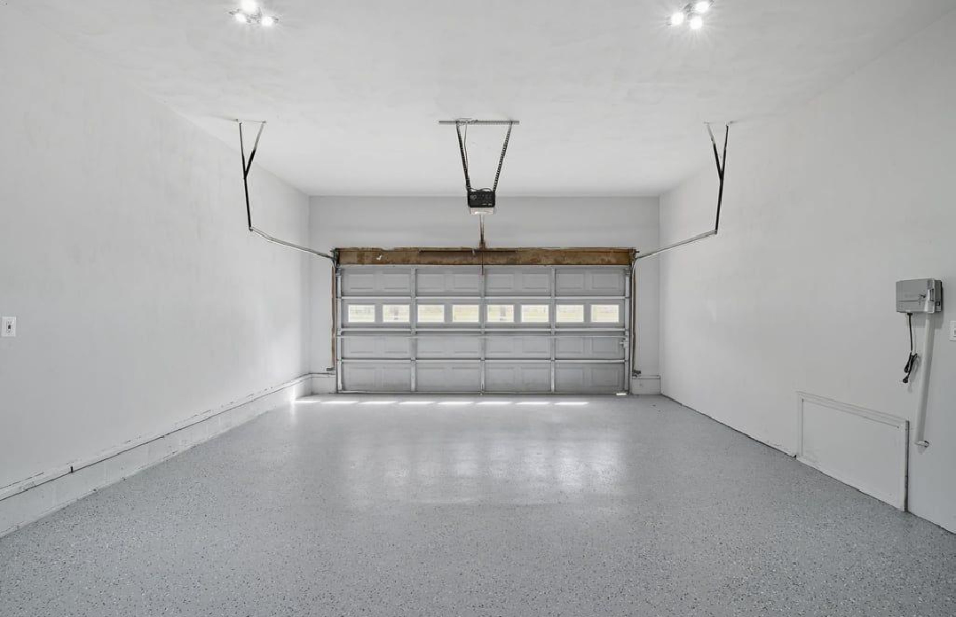 Virginia Beach, Virginia, 23456, United States, 4 Bedrooms Bedrooms, ,3 BathroomsBathrooms,Residential,For Sale,1974516