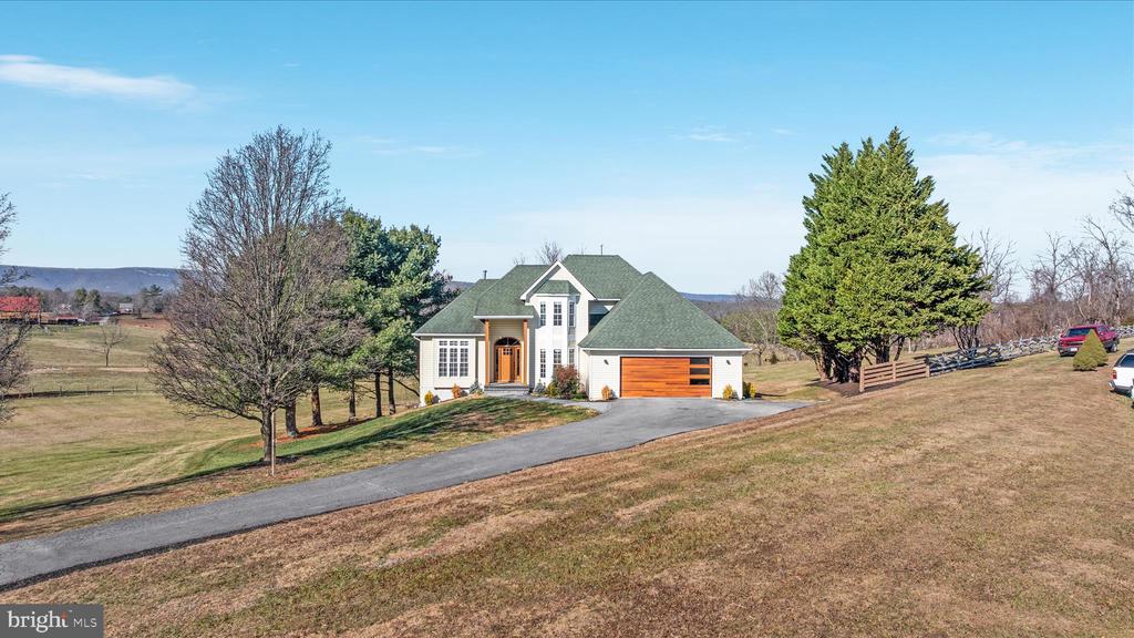 Winchester, Virginia, 22602, United States, 5 Bedrooms Bedrooms, ,5 BathroomsBathrooms,Residential,For Sale,2039774