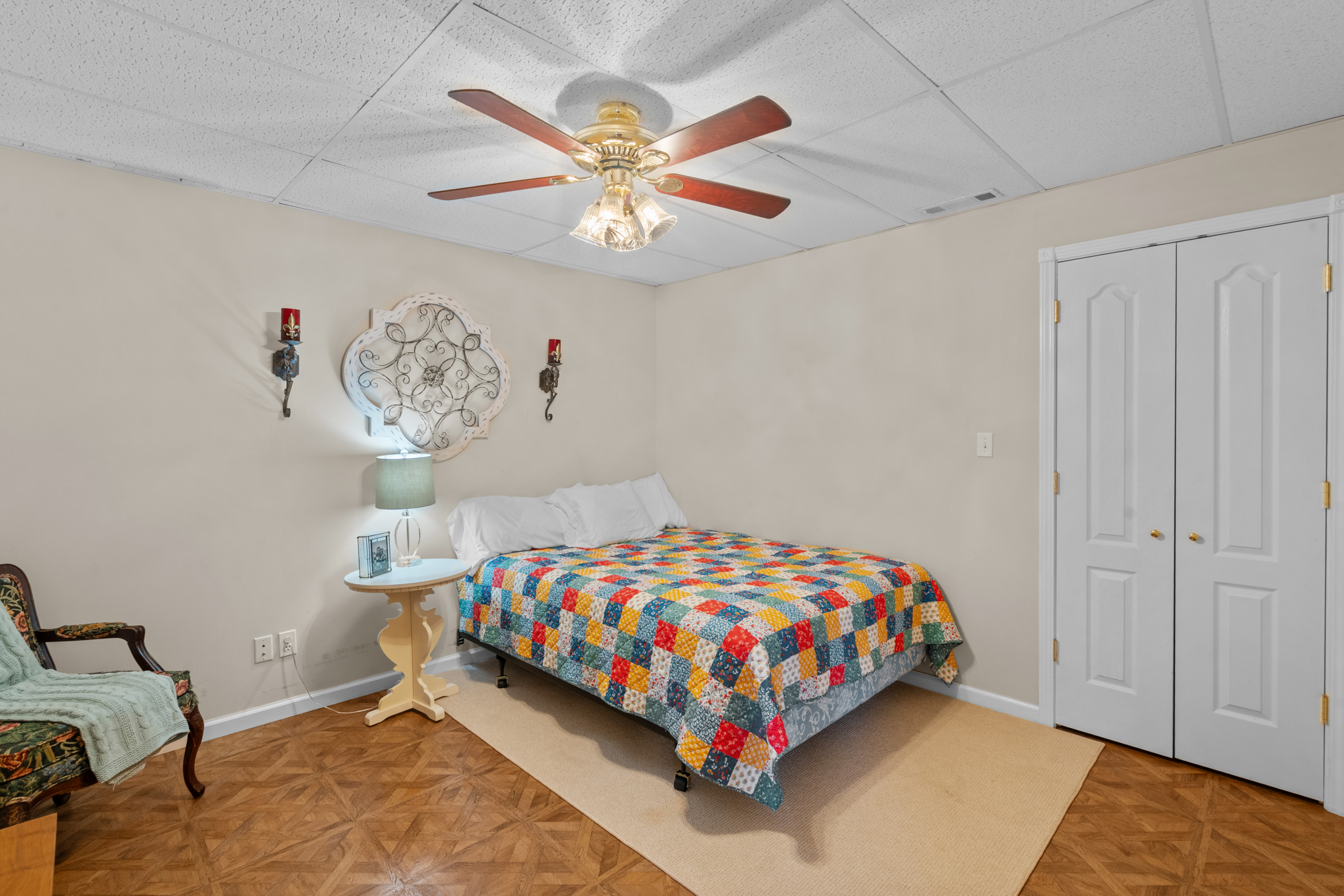 Poplar Bluff, Missouri, 63901, United States, 6 Bedrooms Bedrooms, ,3 BathroomsBathrooms,Residential,For Sale,1977359