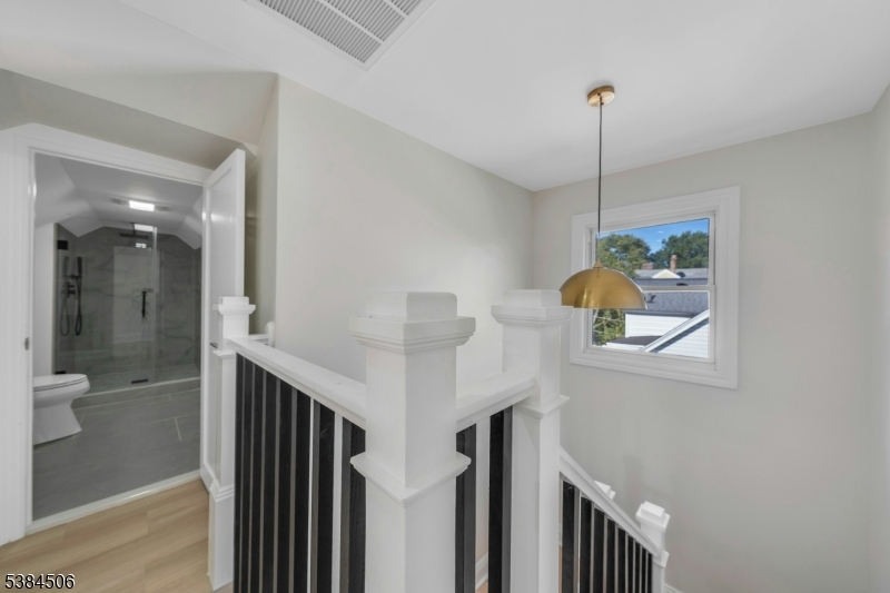 Montclair Twp., New Jersey, 07042, United States, 6 Bedrooms Bedrooms, ,5 BathroomsBathrooms,Residential,For Sale,1947111