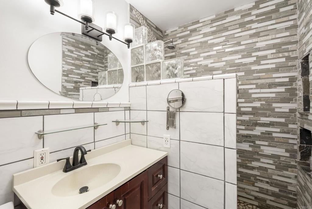 El Cajon, California, 92021, United States, 3 Bedrooms Bedrooms, ,3 BathroomsBathrooms,Residential,For Sale,1876199