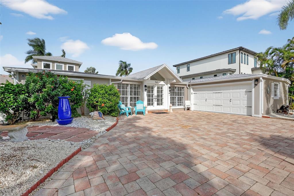 Longboat Key, Florida, 34228, United States, 3 Bedrooms Bedrooms, ,2 BathroomsBathrooms,Residential,For Sale,1990986