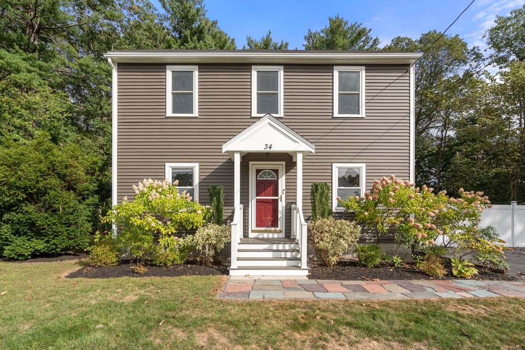 Hudson, Massachusetts, 01749, United States, 3 Bedrooms Bedrooms, ,2 BathroomsBathrooms,Residential,For Sale,1947997