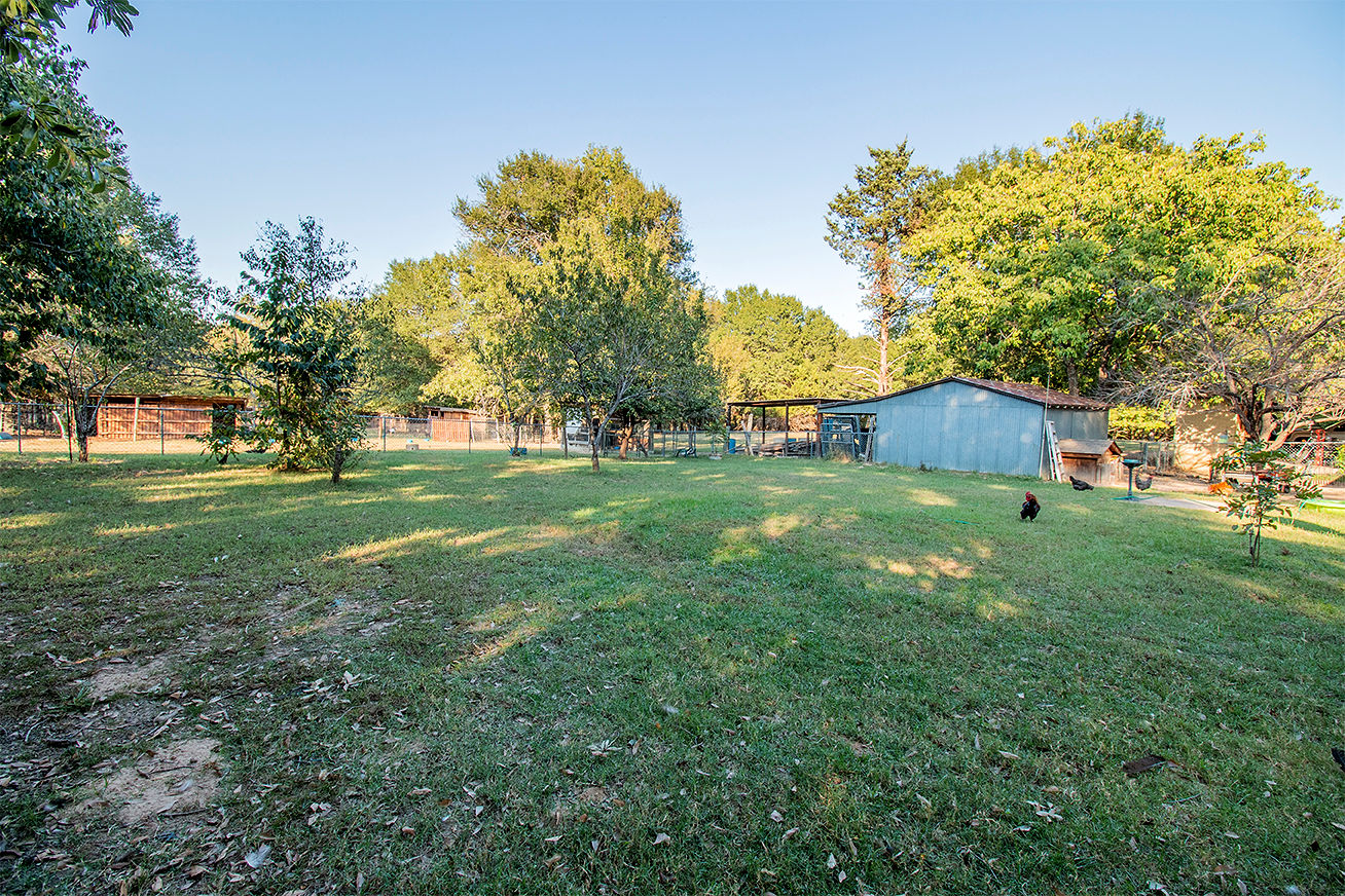 GRAND SALINE, Texas, 75140, United States, 3 Bedrooms Bedrooms, ,2 BathroomsBathrooms,Residential,For Sale,1960368