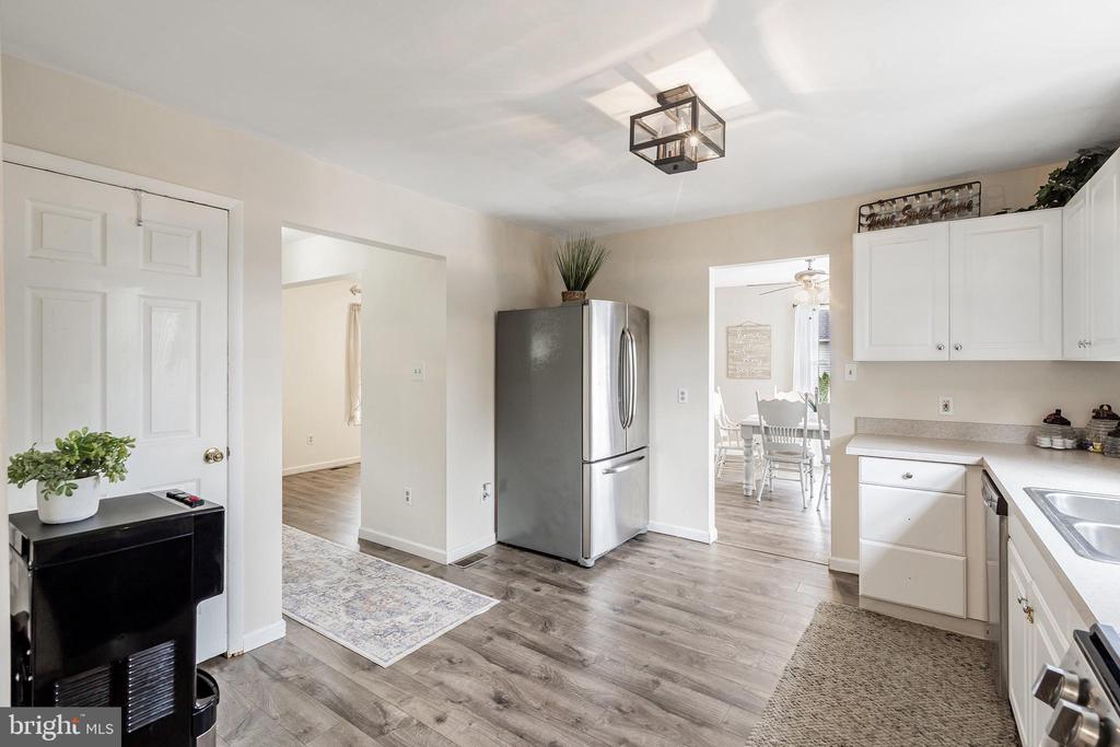 New Egypt, New Jersey, 08533, United States, 4 Bedrooms Bedrooms, ,3 BathroomsBathrooms,Residential,For Sale,1928612