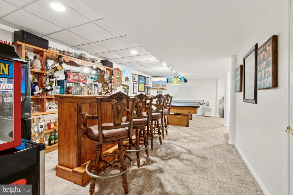 Colts Neck, New Jersey, 07722, United States, 4 Bedrooms Bedrooms, ,4 BathroomsBathrooms,Residential,For Sale,1792181