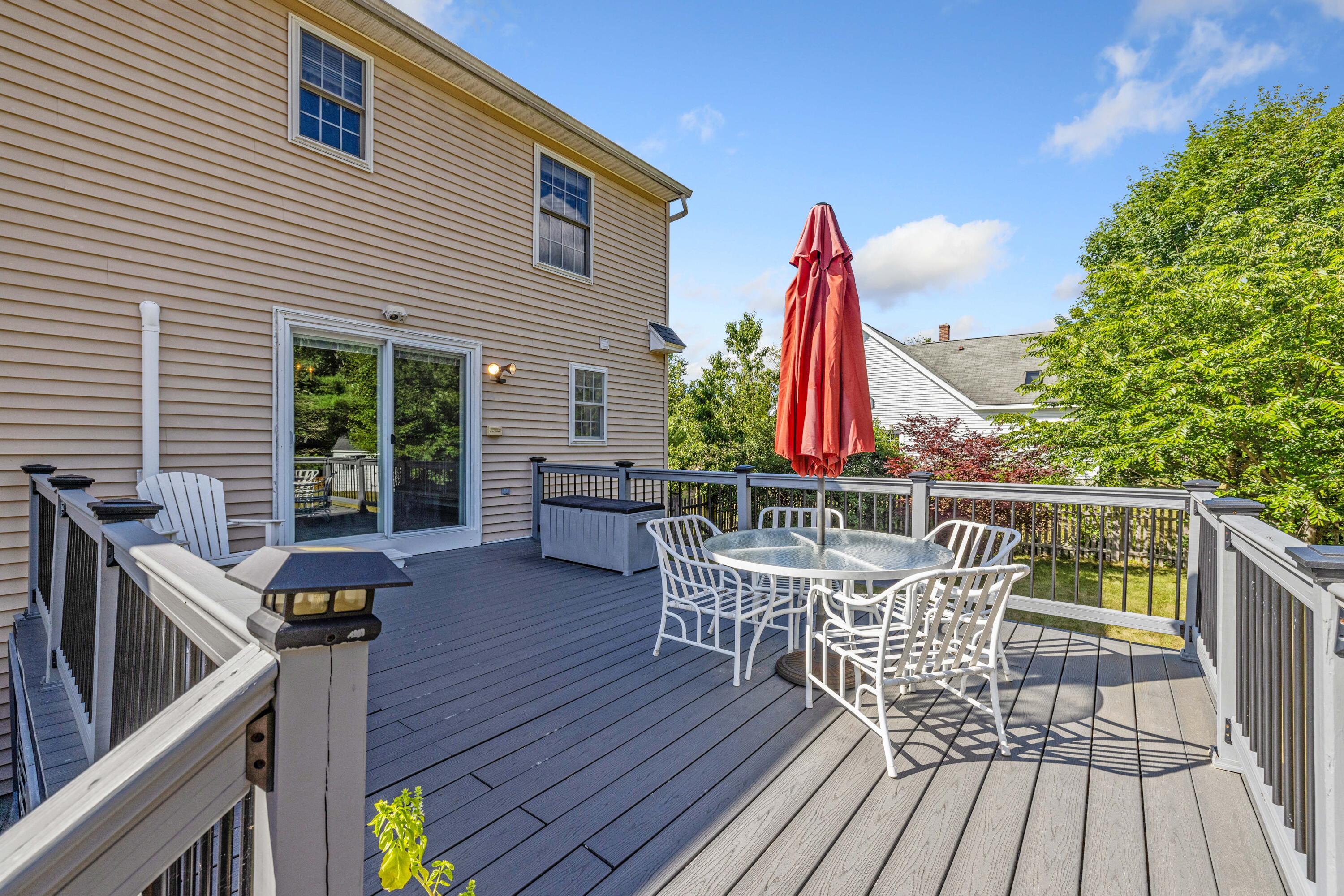 Kennebunk, Maine, 04043, United States, 4 Bedrooms Bedrooms, ,3 BathroomsBathrooms,Residential,For Sale,1901134