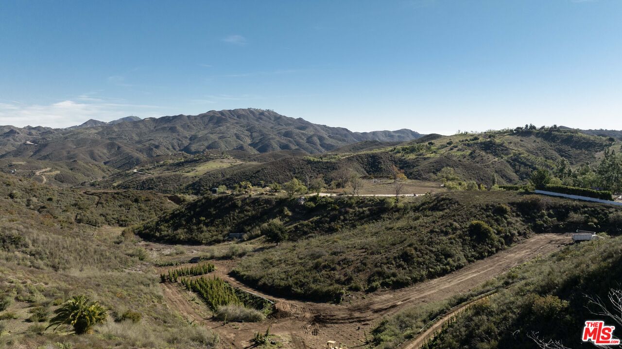 Malibu, California, 90265, United States, 2 Bedrooms Bedrooms, ,2 BathroomsBathrooms,Residential,For Sale,1795604