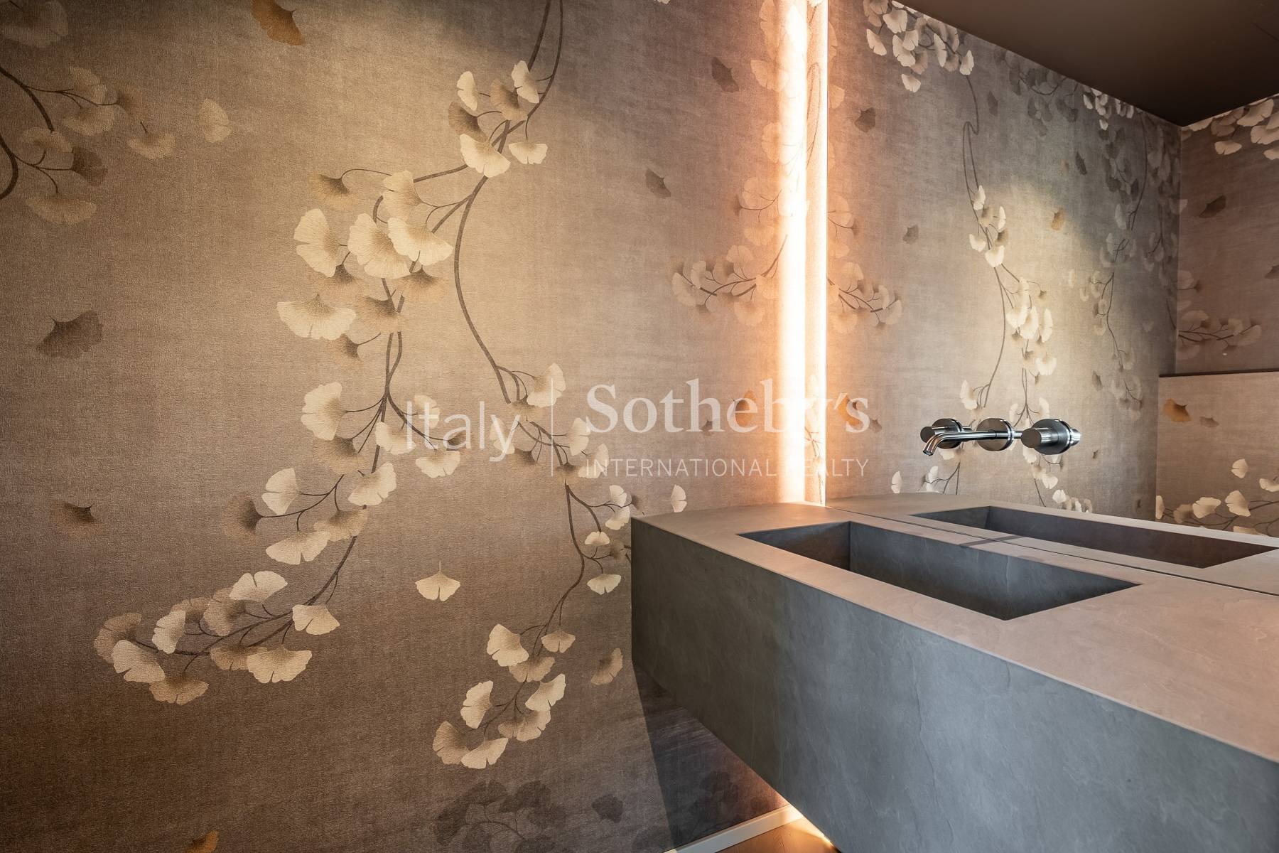  Splendid renovated penthouse with terrace in an exclusive street - 物件實景