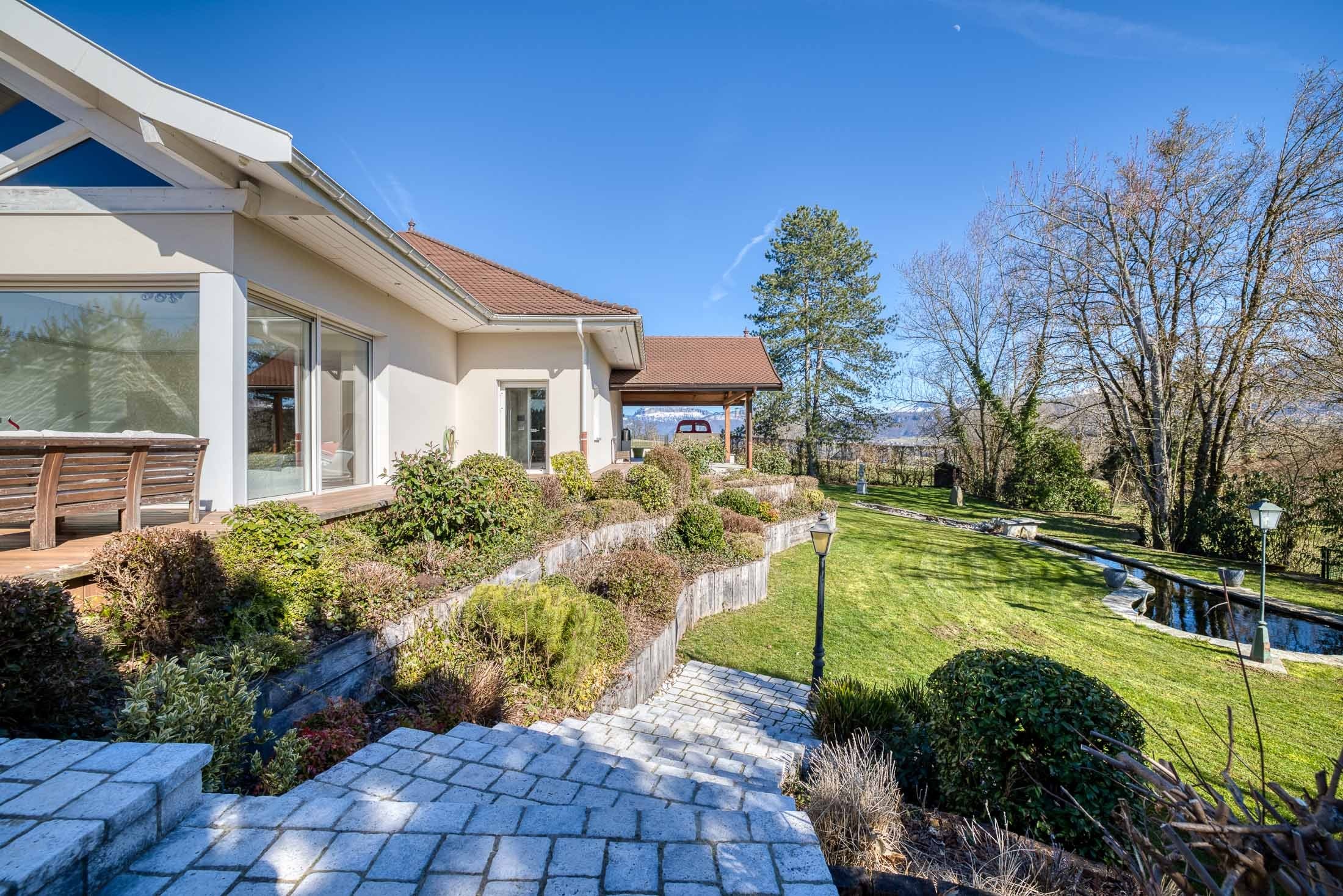  Exceptional Property with Spectacular Volumes – Between Annecy and Geneva - 物件實景