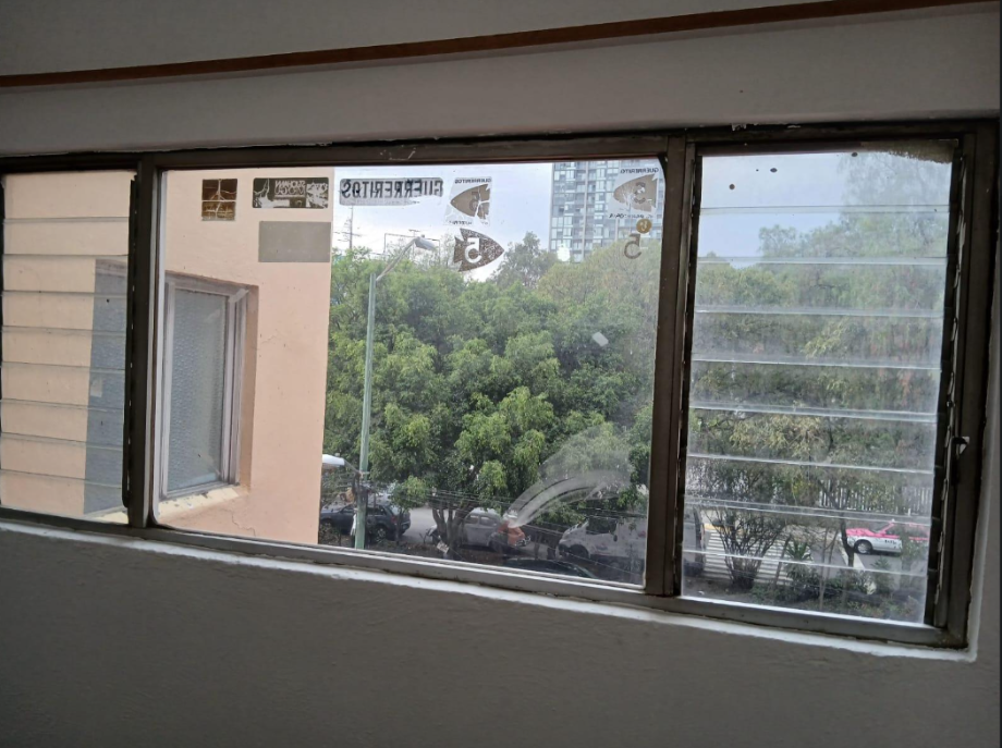 Coyoacán, Ciudad de México, 04700, Mexico, 5 Bedrooms Bedrooms, ,2 BathroomsBathrooms,Residential,For Sale,1849593