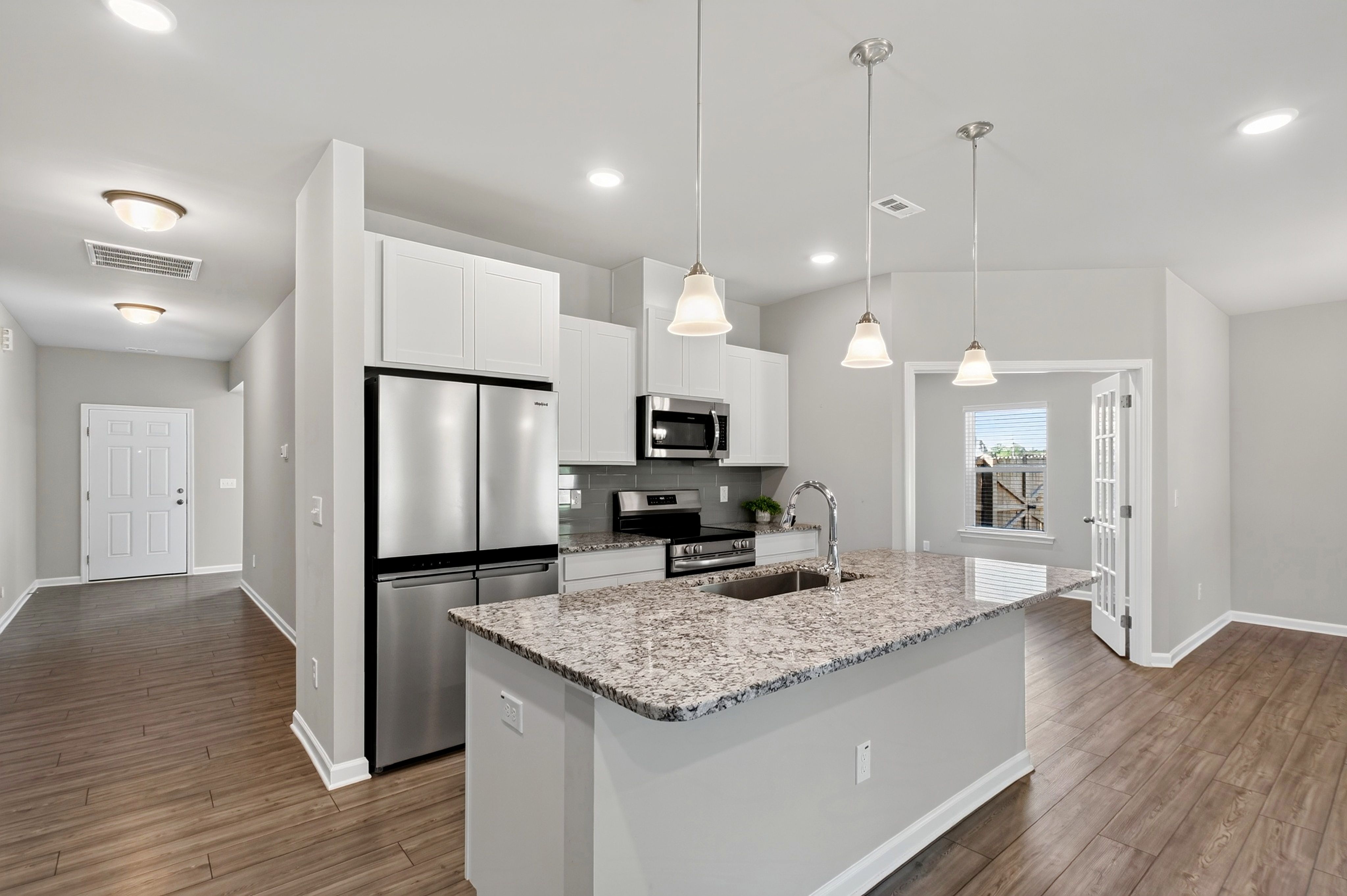  220 Citizens Court, Four Oaks, NC 27524 - 物件實景