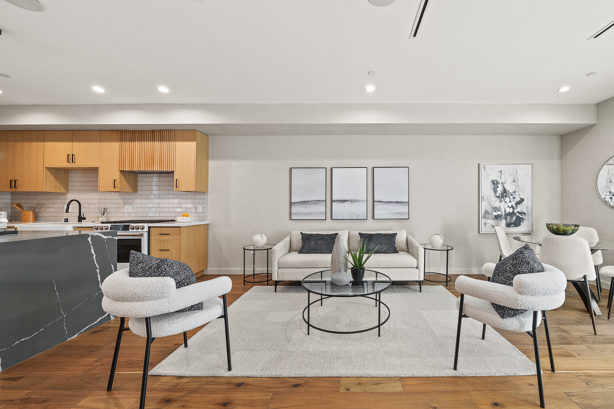  1327 N Fuller Ave - 物件實景