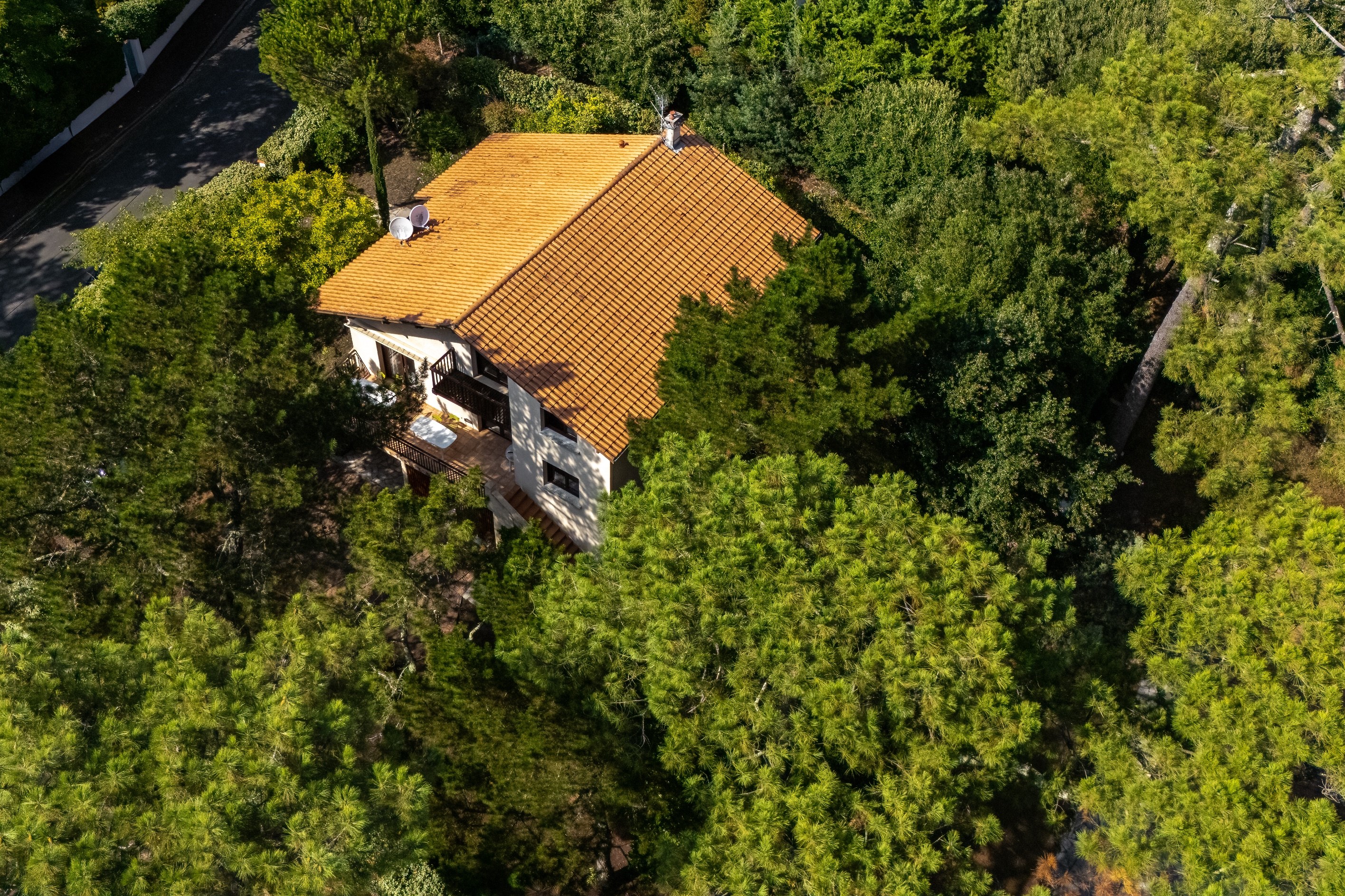  IN THE HEIGHTS OF THE MOULLEAU - FAMILY HOME - 800 METERS FROM THE BEACHES - 物件實景