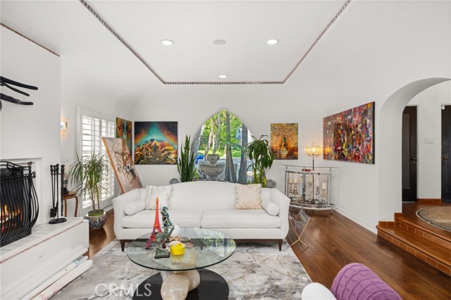 Los Angeles, California, 90064, United States, 6 Bedrooms Bedrooms, ,3 BathroomsBathrooms,Residential,For Sale,1878495