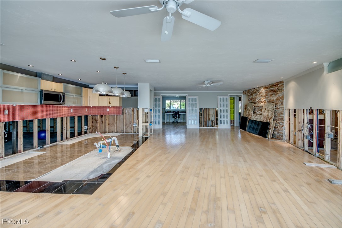 Matlacha, Florida, 33993, United States, 3 Bedrooms Bedrooms, ,2 BathroomsBathrooms,Residential,For Sale,1974777