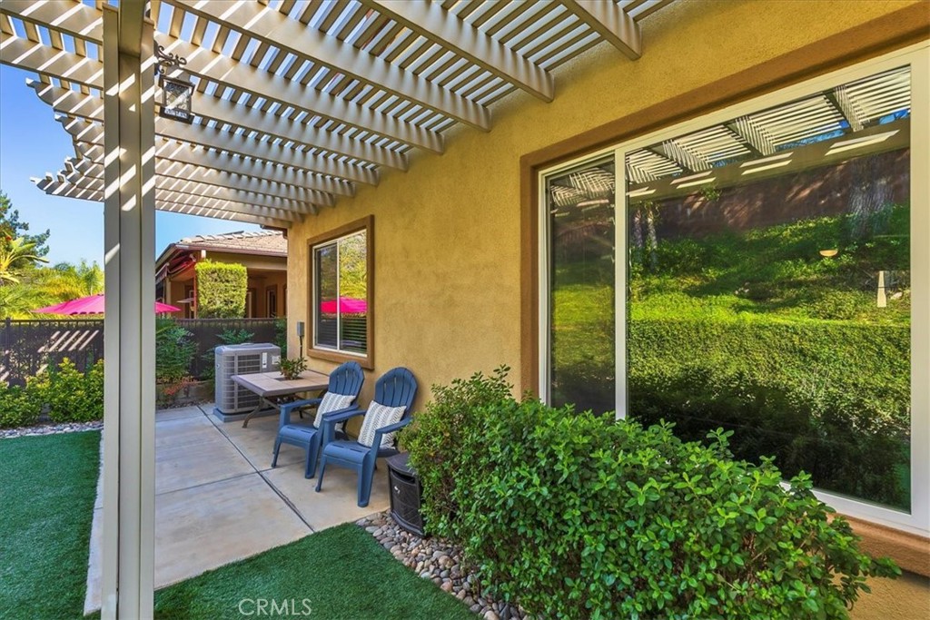 Corona, California, 92883, United States, 2 Bedrooms Bedrooms, ,2 BathroomsBathrooms,Residential,For Sale,2007752