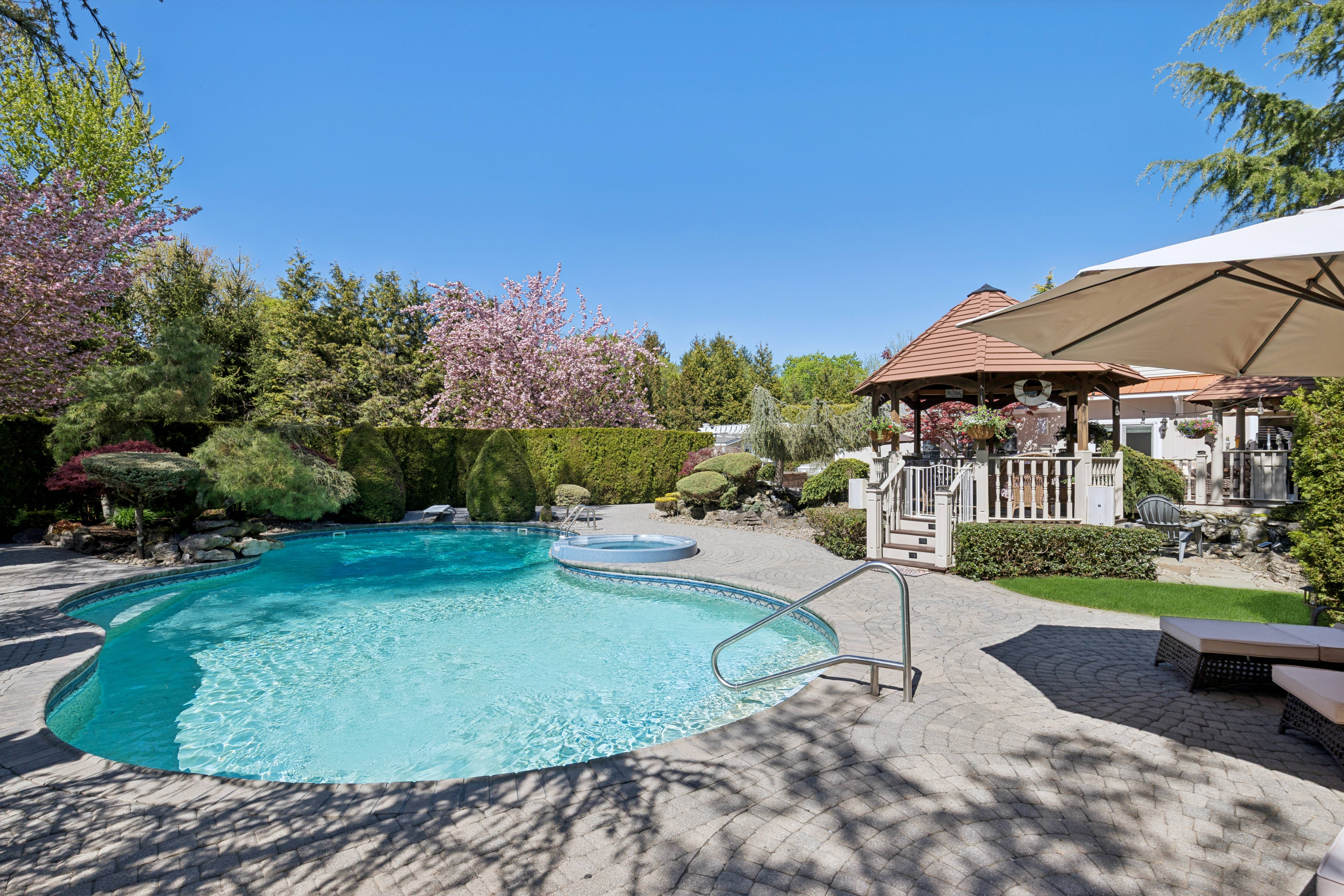  70 Laurel Court, Laurel Hollow, NY 11791 - 物件實景