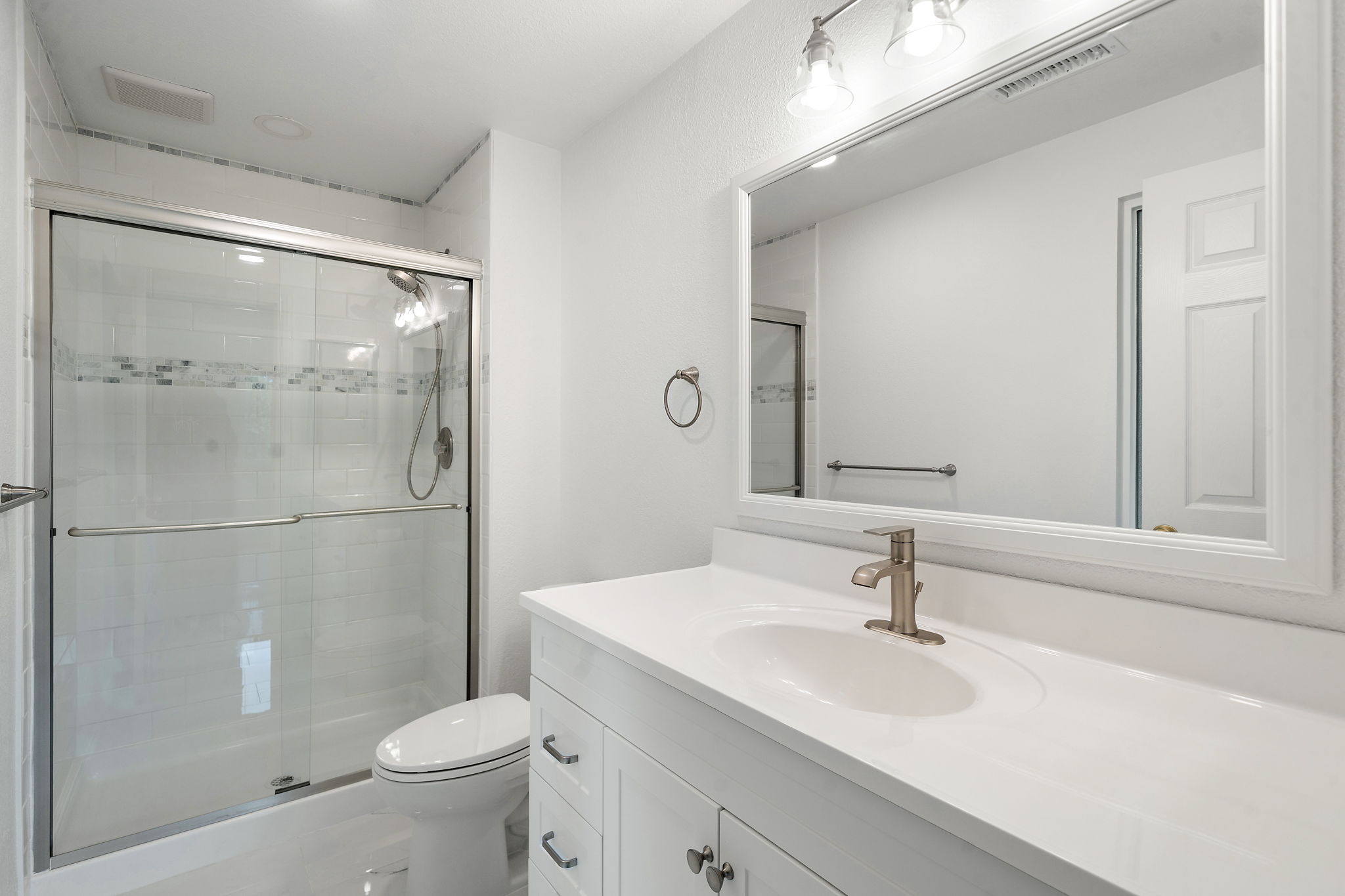  4517 166th Place NE, Redmond, WA 98052 - 物件實景