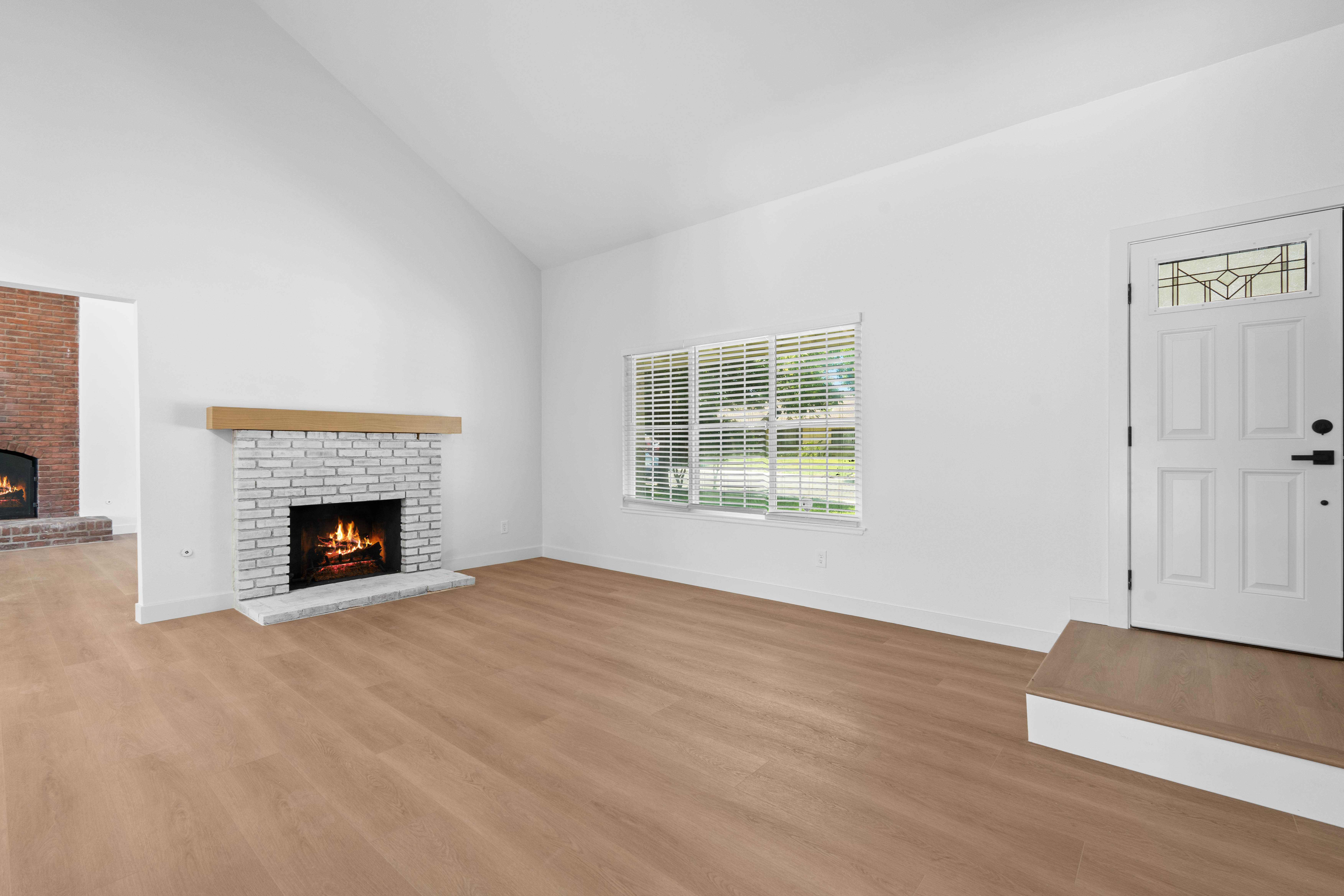  2463 Falling Oak Drive, Riverside, CA 92506 - 物件實景