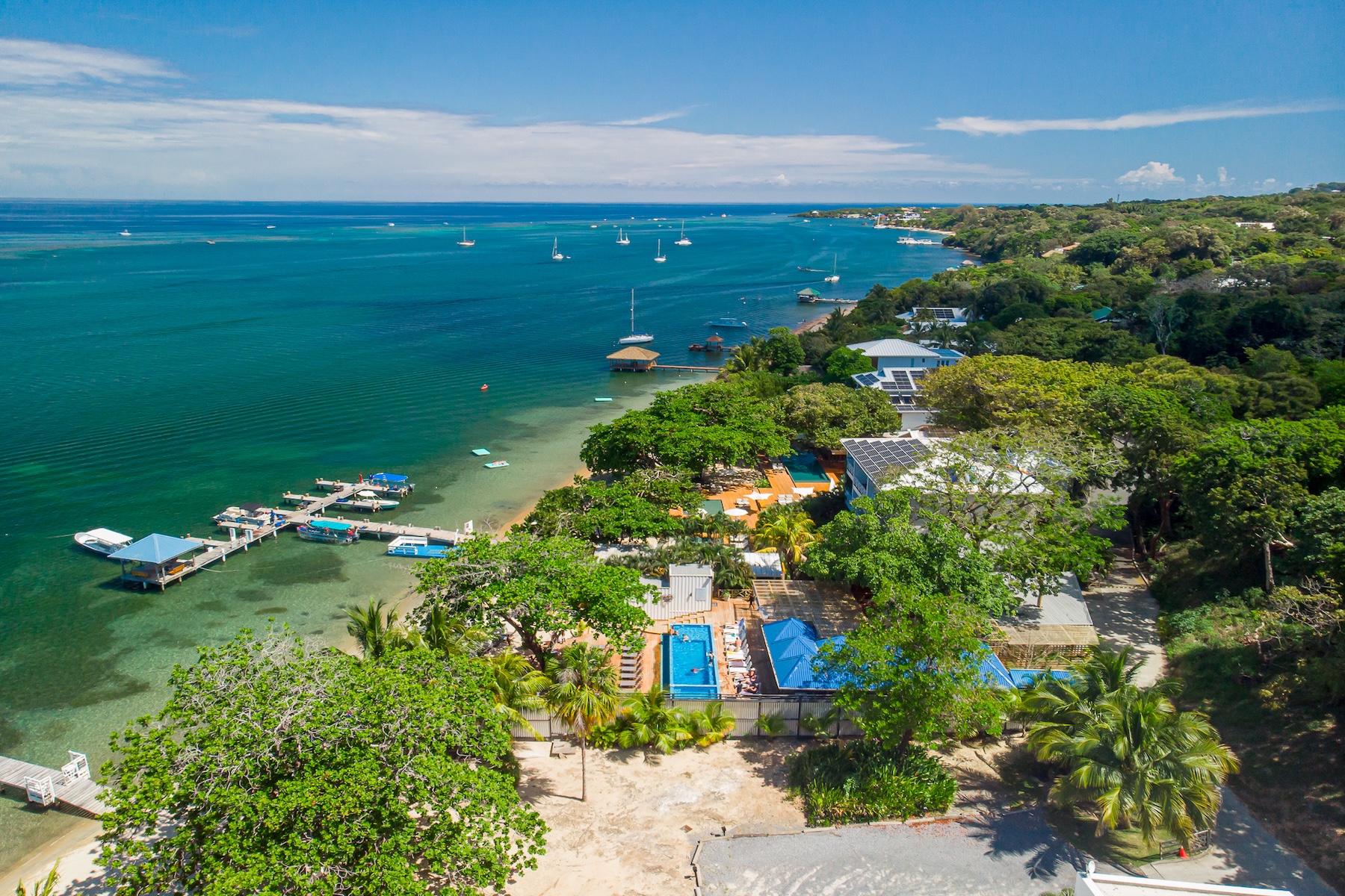 B1 Blue Roatan Condominium, Between West End & West Bay - 物件實景