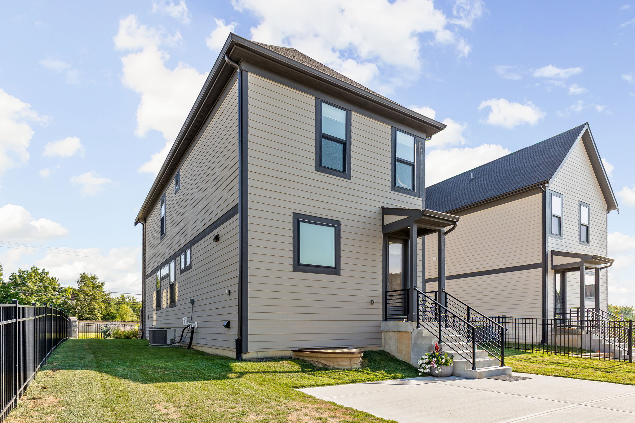  Classic Zionsville 4 Bedroom  Home Filled with Natural Light - 物件實景