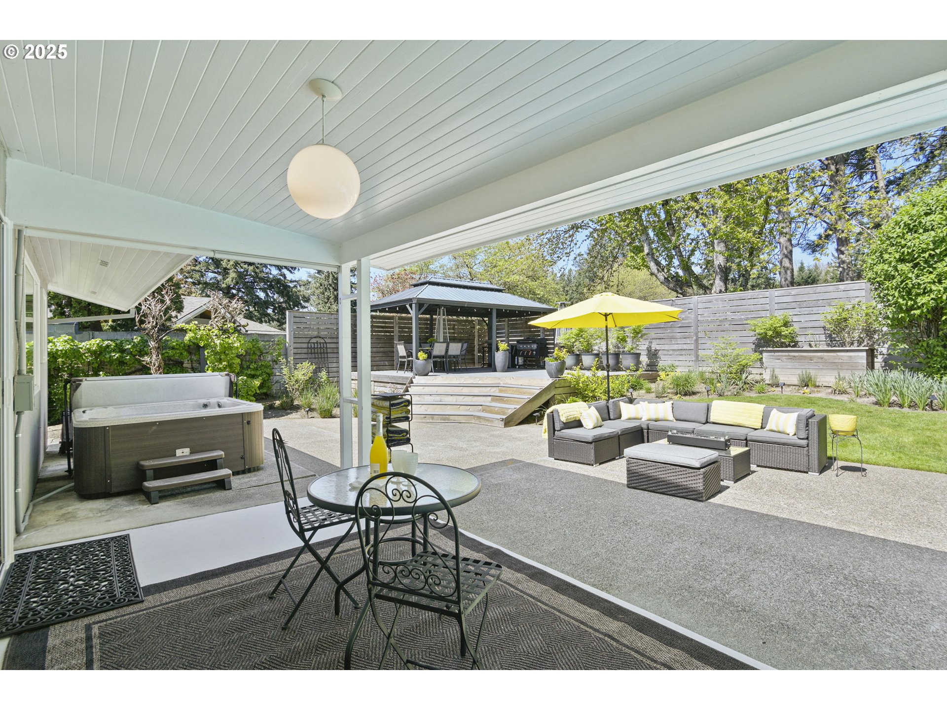 Portland, Oregon, 97225, United States, 3 Bedrooms Bedrooms, ,3 BathroomsBathrooms,Residential,For Sale,1787788