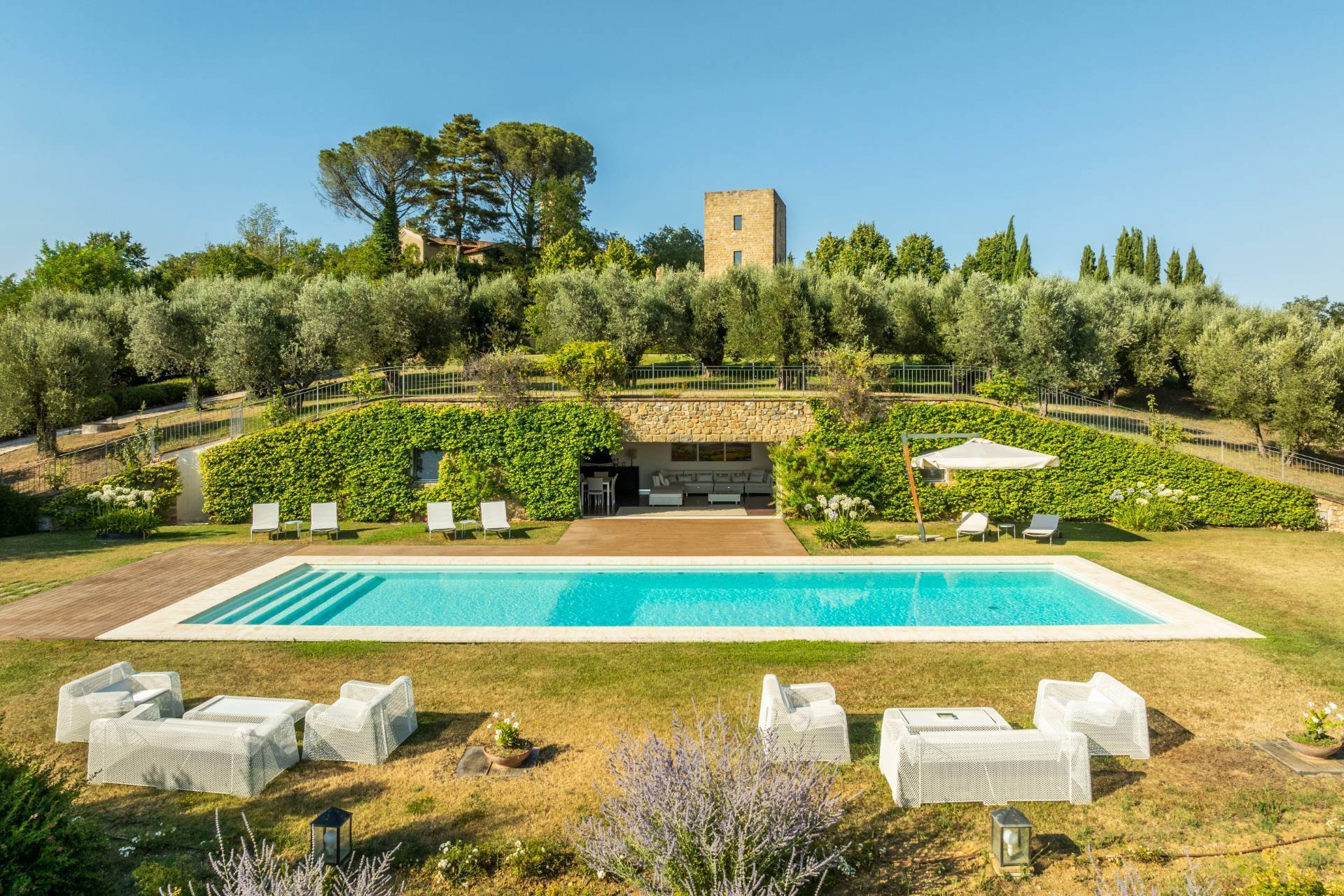 Perugia, Perugia, 06100, IT, 4 Bedrooms Bedrooms, ,5 BathroomsBathrooms,Residential,For Sale,1730390
