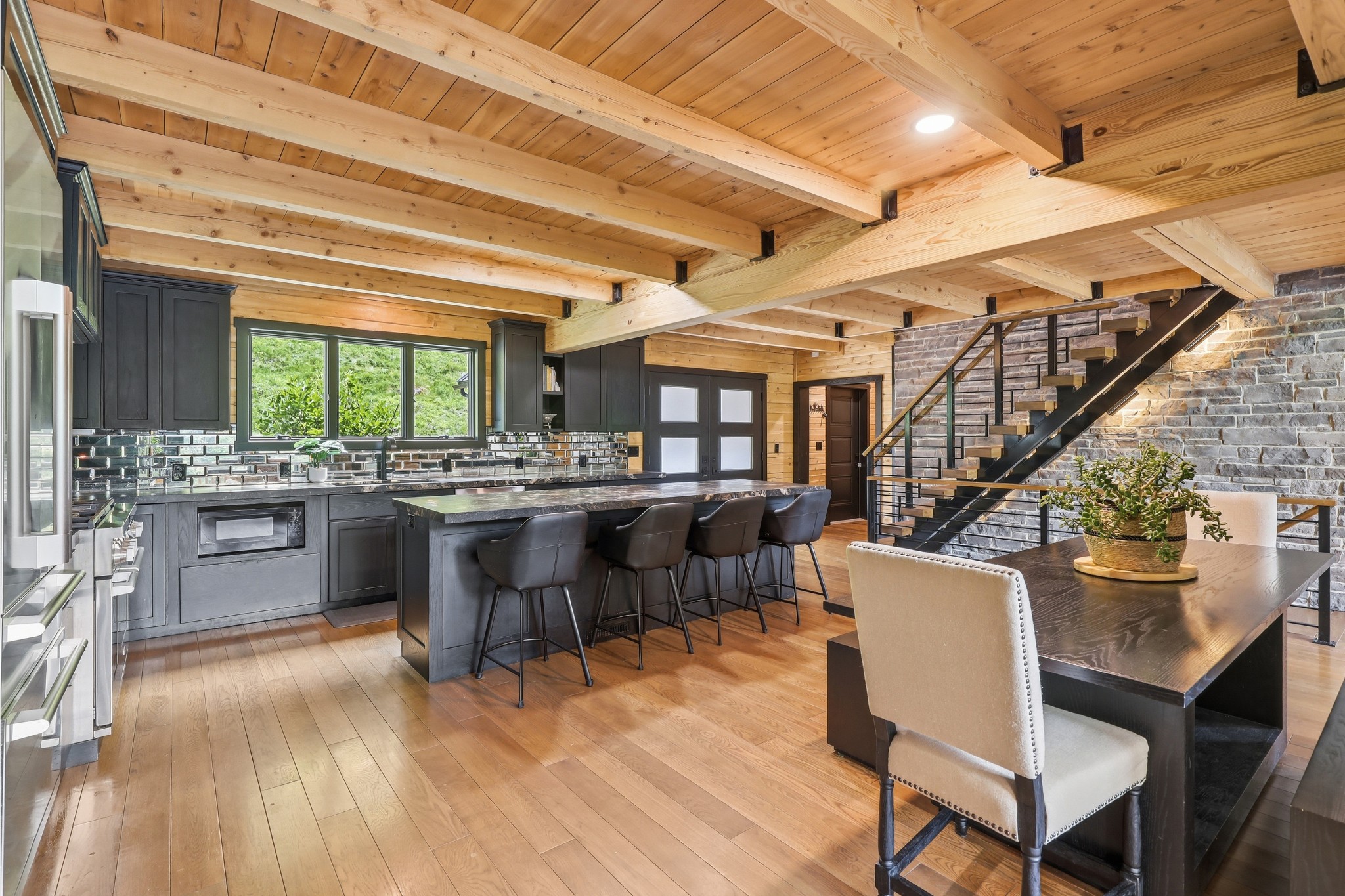  1050 Wattersonville Road, Allegheny Riverfront - 物件實景
