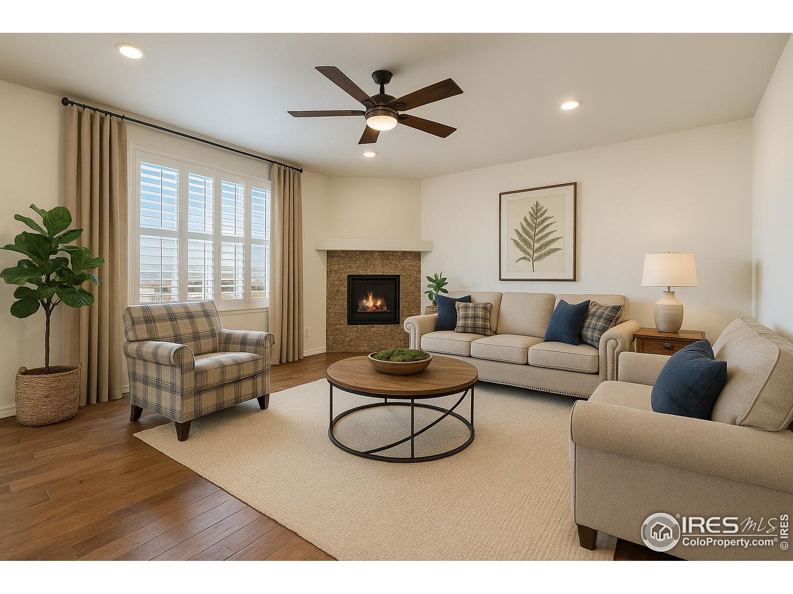 Thornton, Colorado, 80602, United States, 4 Bedrooms Bedrooms, ,4 BathroomsBathrooms,Residential,For Sale,1988981