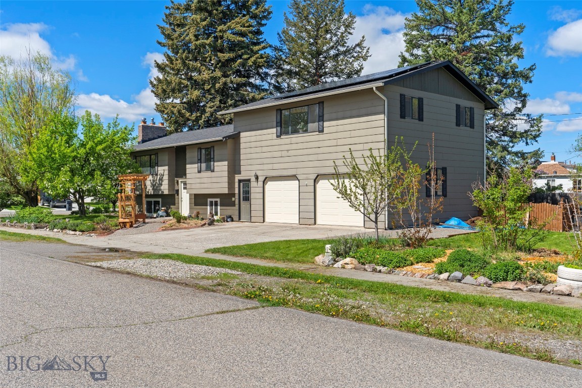 Belgrade, Montana, 59714, United States, 3 Bedrooms Bedrooms, ,2 BathroomsBathrooms,Residential,For Sale,1838075