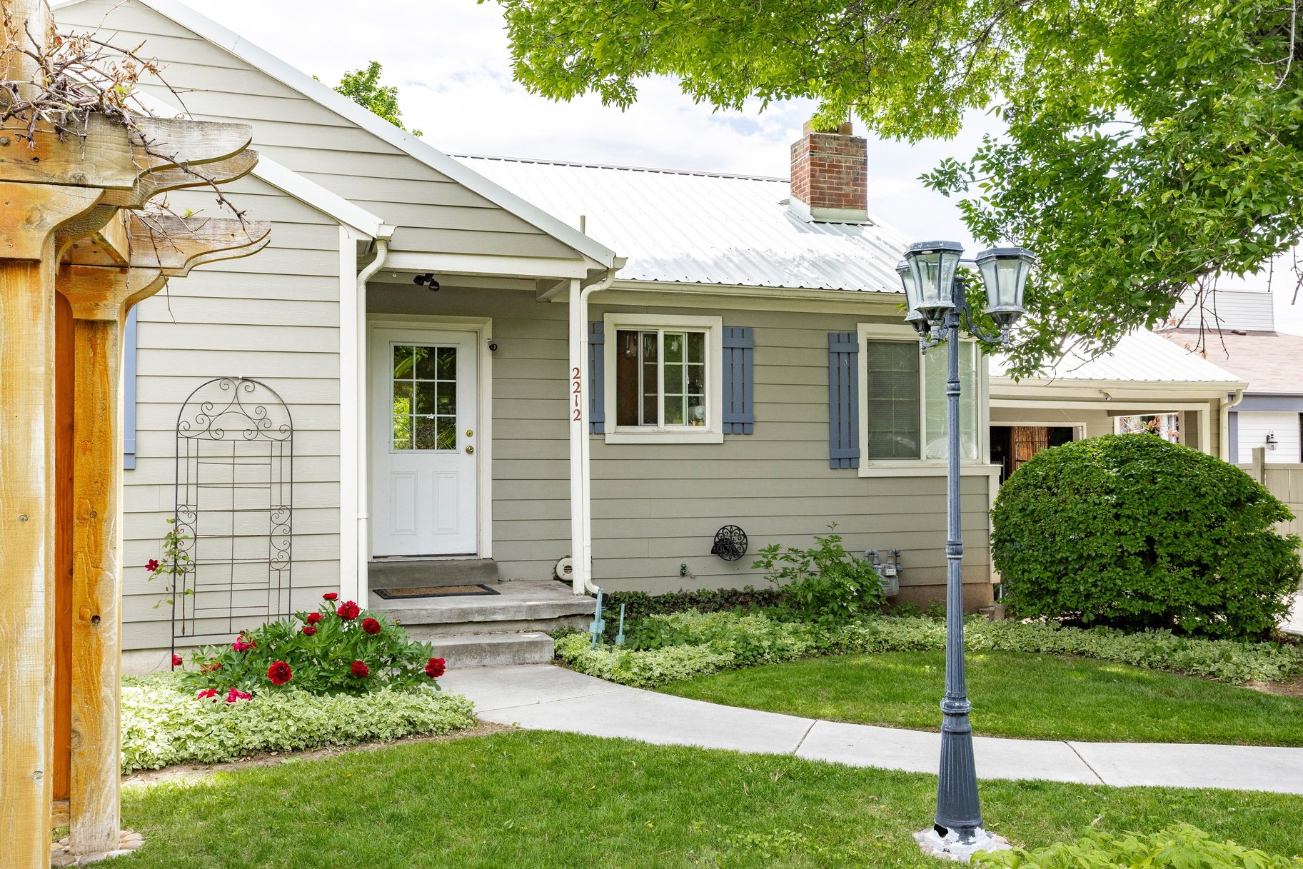  Multifamily Homestead in the Heart of Holladay - 物件實景