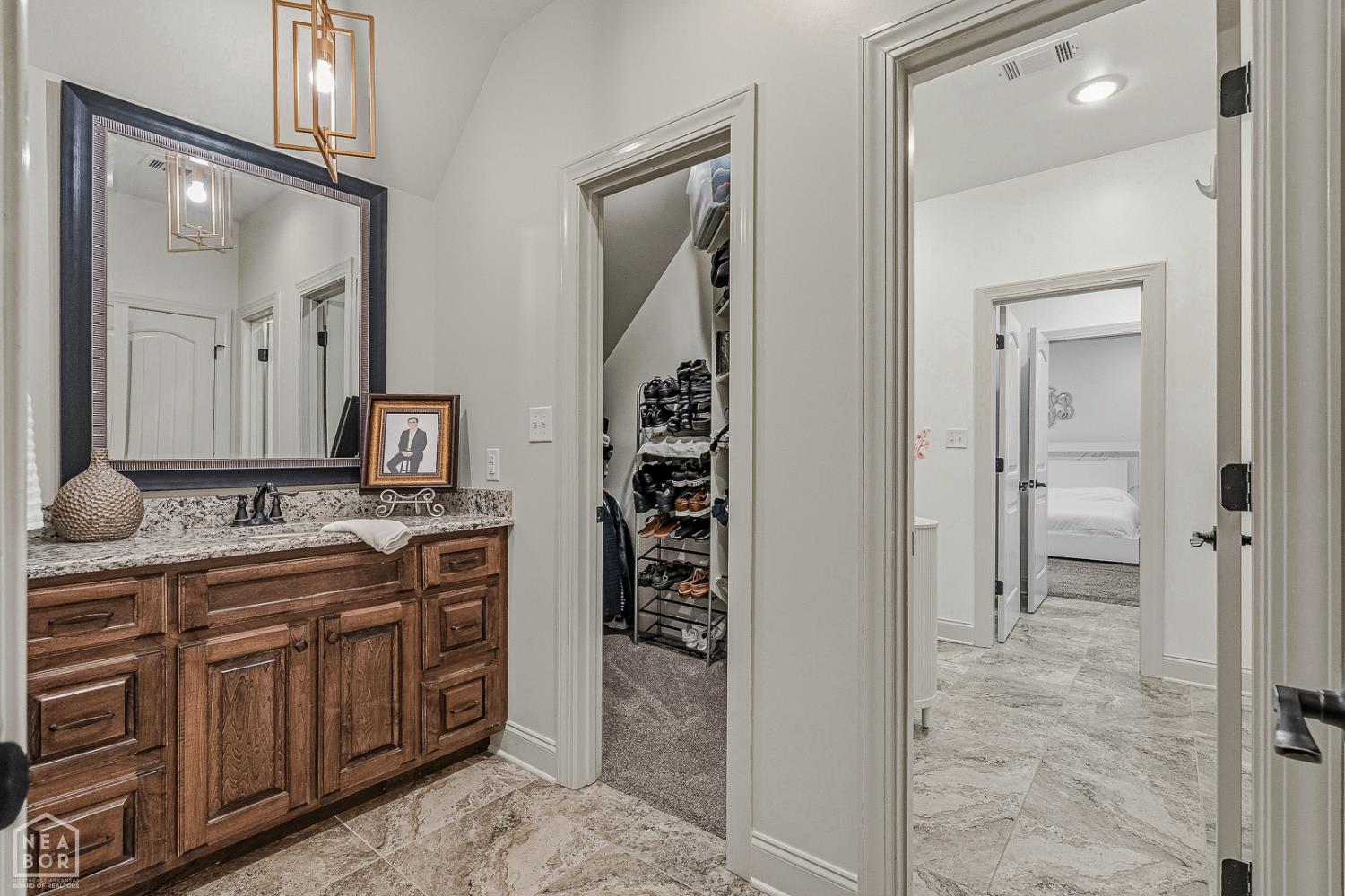 Jonesboro, Arkansas, 72404, United States, 4 Bedrooms Bedrooms, ,4 BathroomsBathrooms,Residential,For Sale,2031922