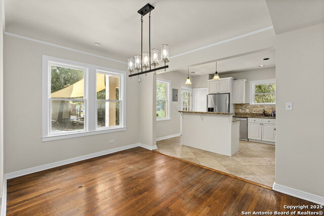 San Antonio, Texas, 78212, United States, 5 Bedrooms Bedrooms, ,4 BathroomsBathrooms,Residential,For Sale,1895451