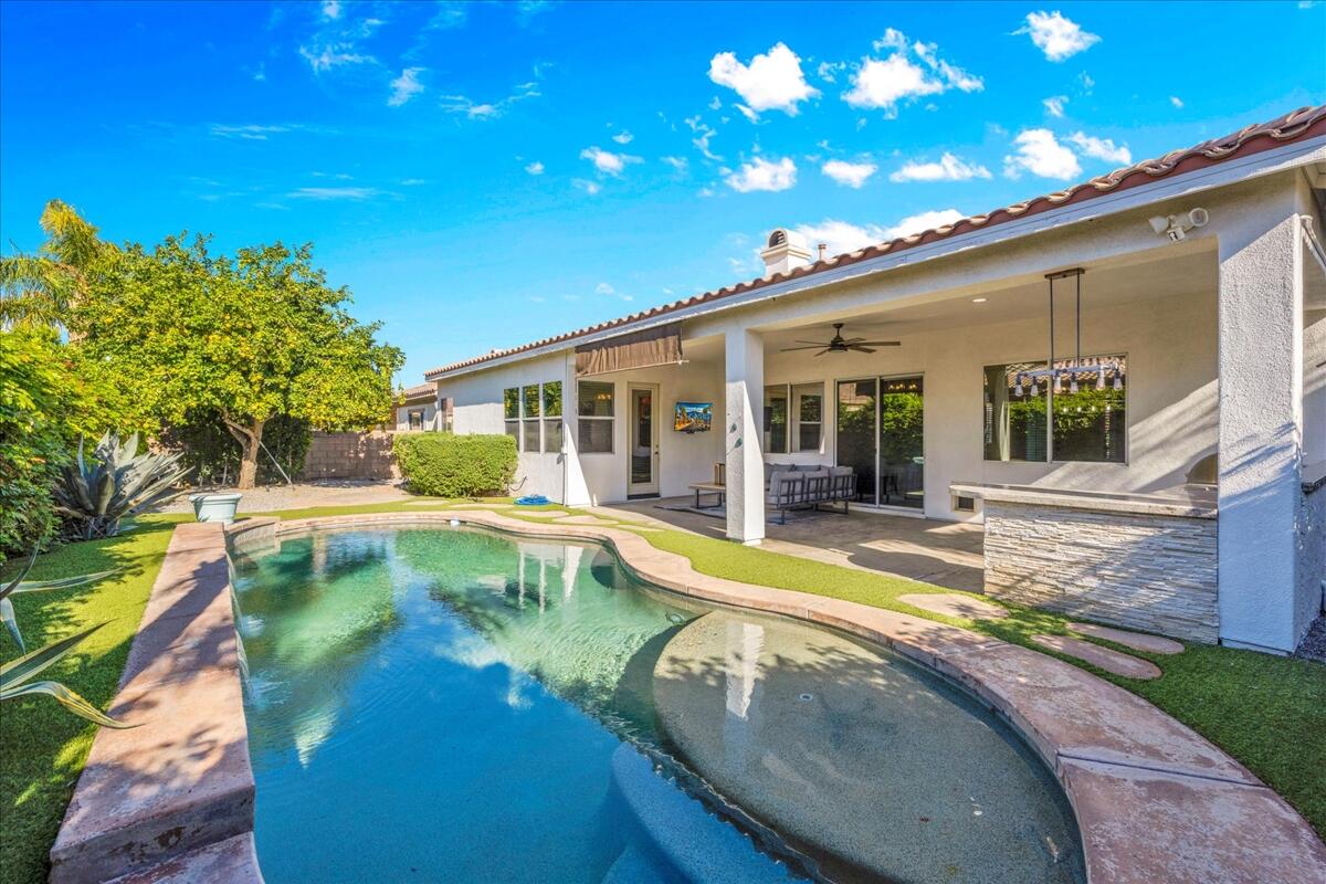 La Quinta, California, 92253, United States, 3 Bedrooms Bedrooms, ,3 BathroomsBathrooms,Residential,For Sale,1991537