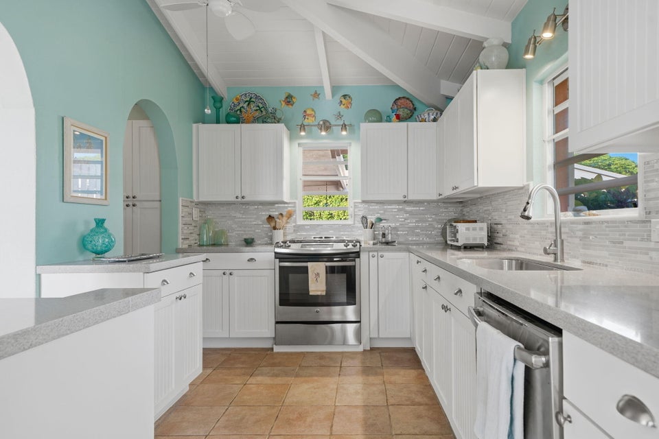 St. Croix, Virgin Islands, 00820, VI, 2 Bedrooms Bedrooms, ,2 BathroomsBathrooms,Residential,For Sale,1993161