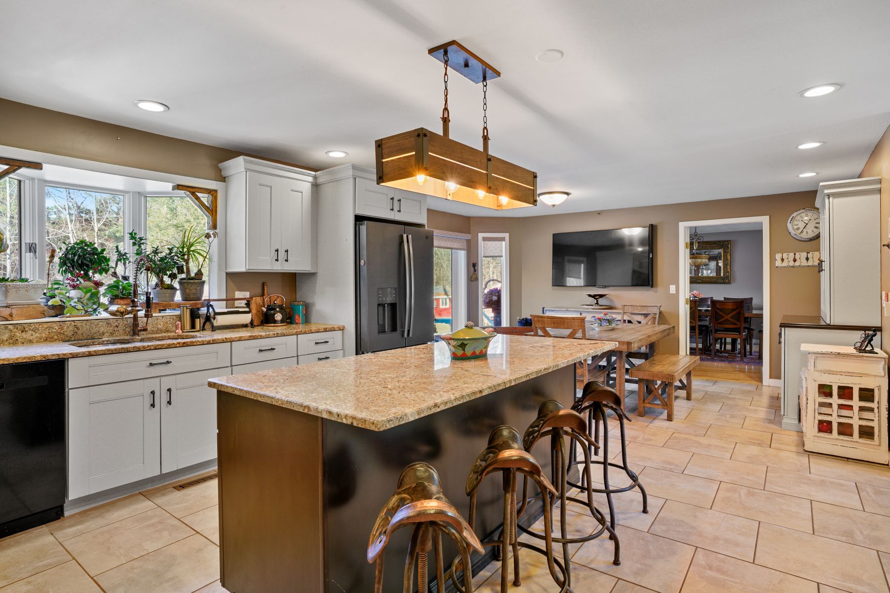  417 Candia Road - 物件實景