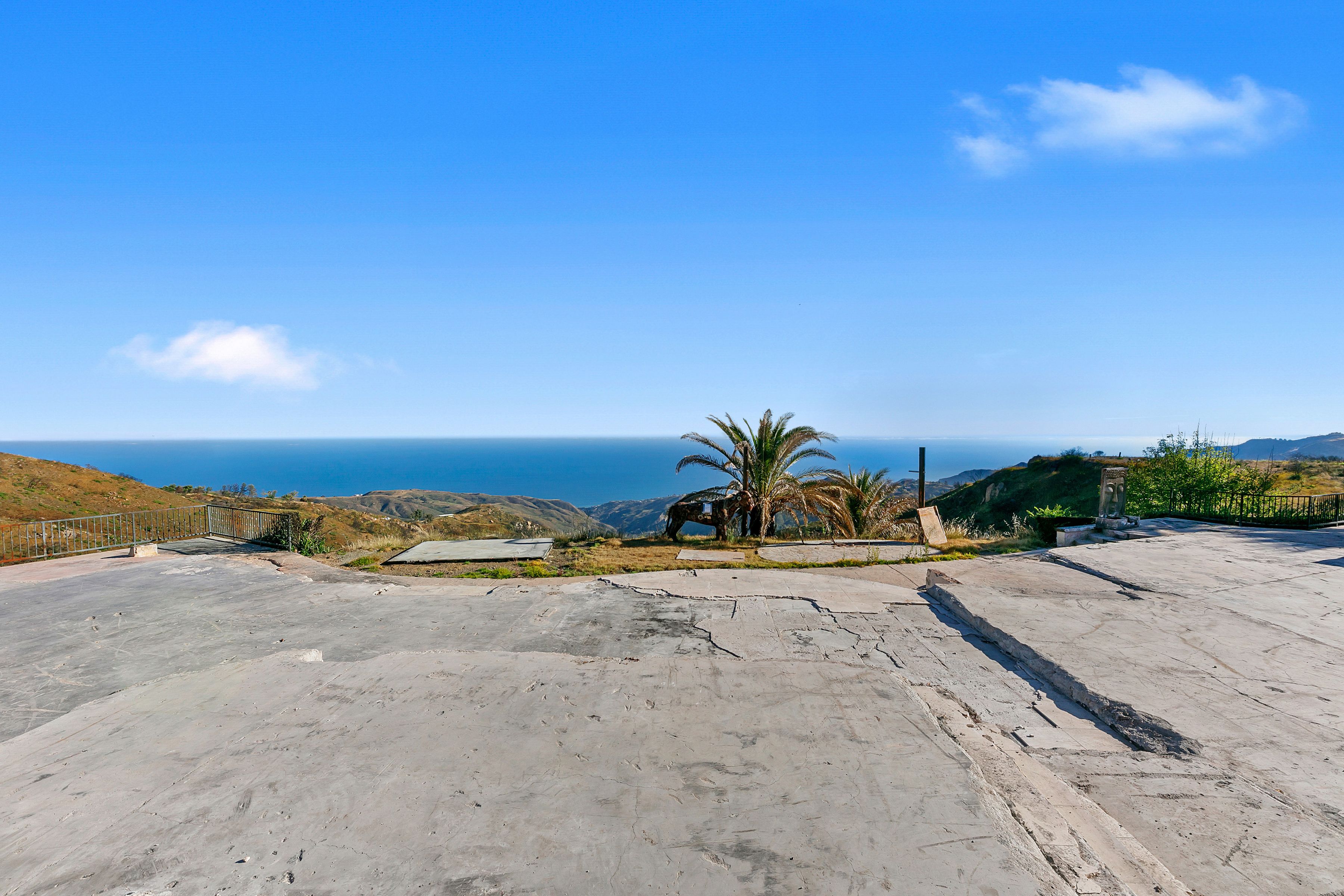  23010 Saddle Peak Road - 物件實景