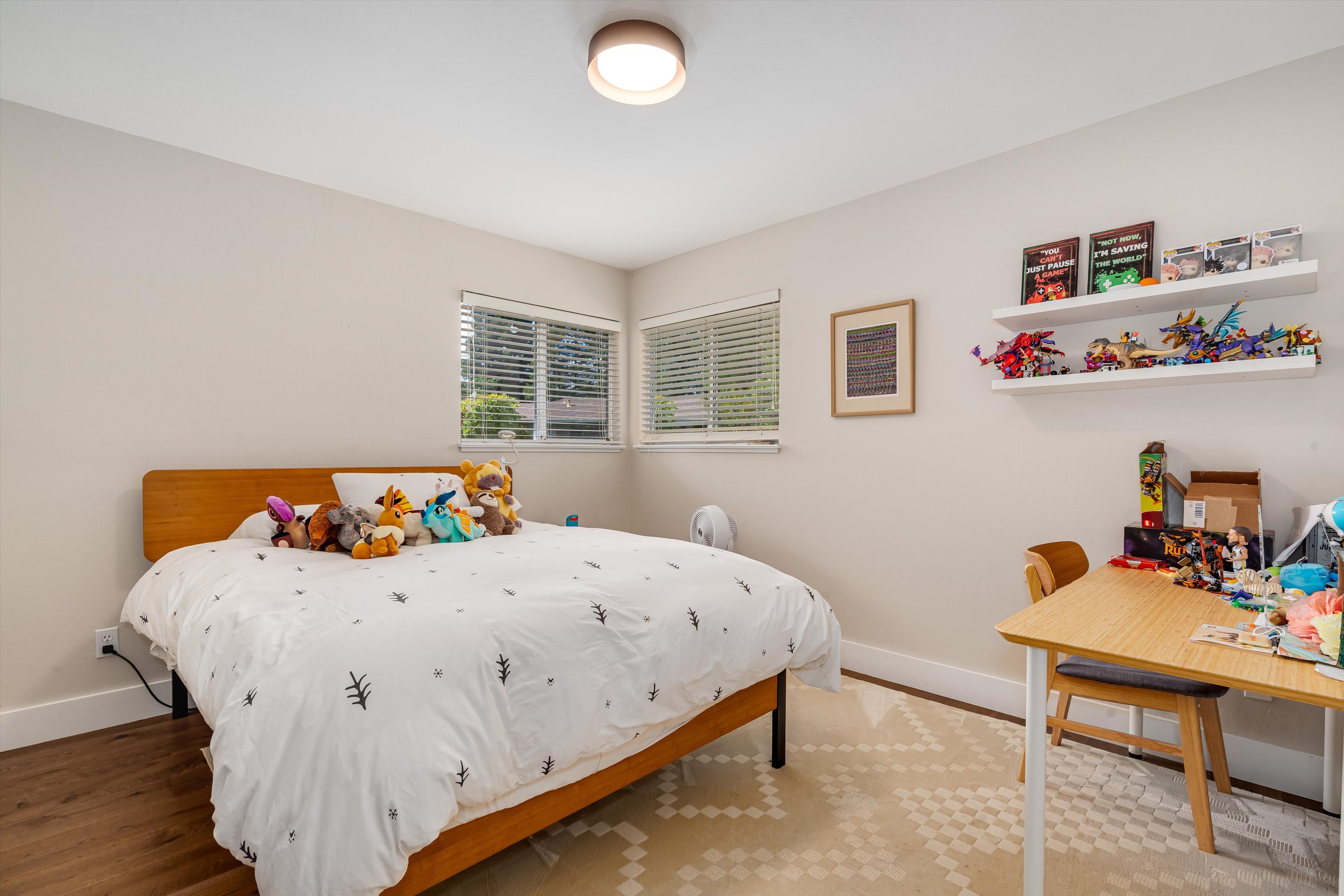  960 Lark Ave - 物件實景