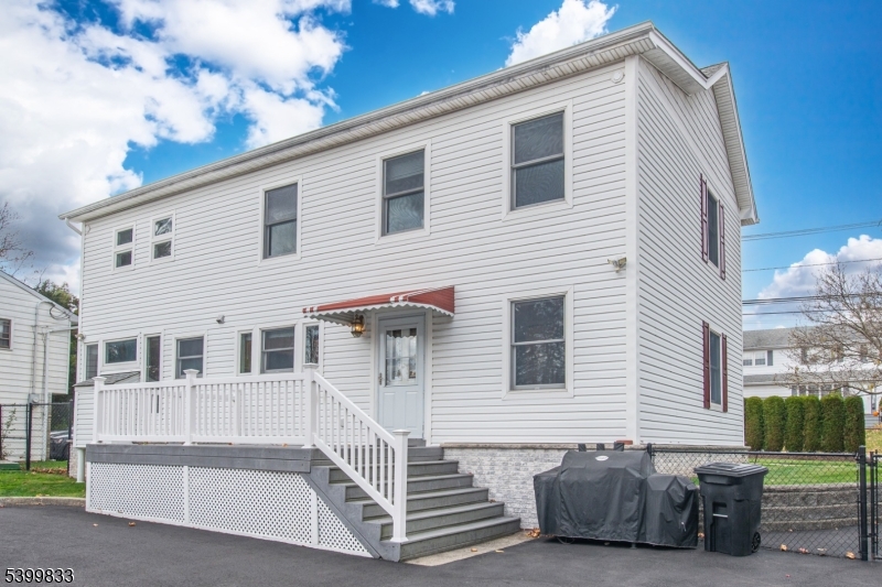 Clifton City, New Jersey, 07013, United States, 5 Bedrooms Bedrooms, ,4 BathroomsBathrooms,Residential,For Sale,2002178