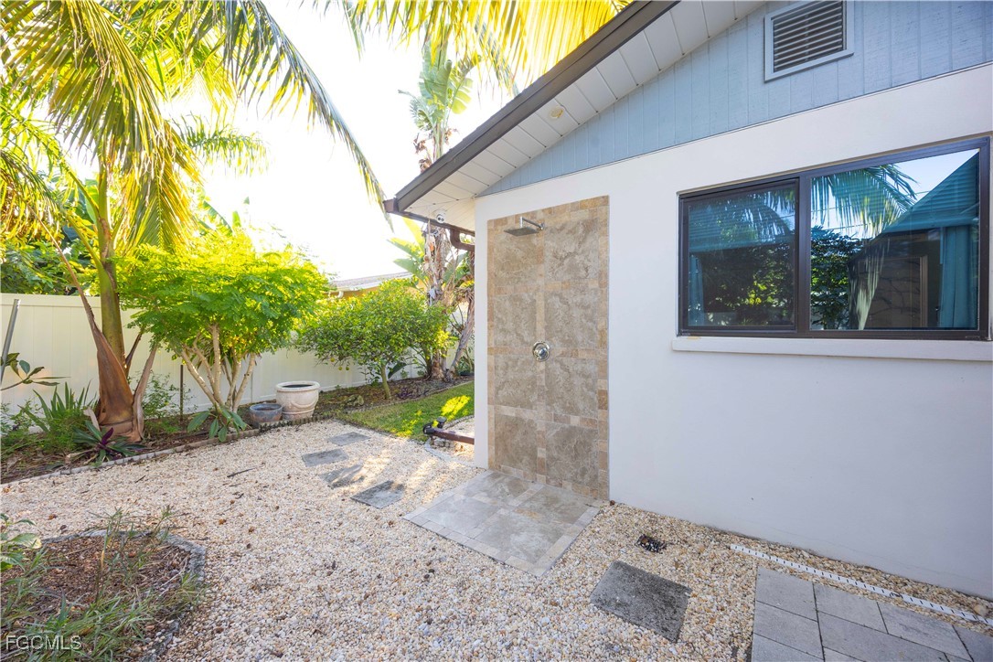 Cape Coral, Florida, 33904, United States, 3 Bedrooms Bedrooms, ,2 BathroomsBathrooms,Residential,For Sale,1995458