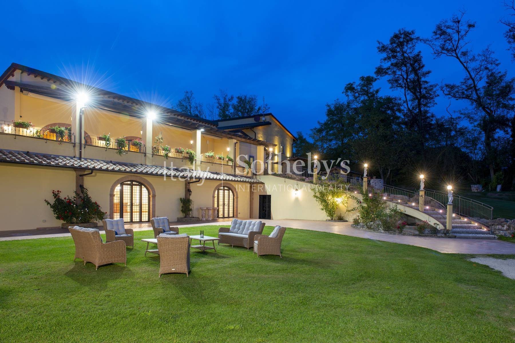  Prestigious Villa with Pool and Park in Mugello - 物件實景